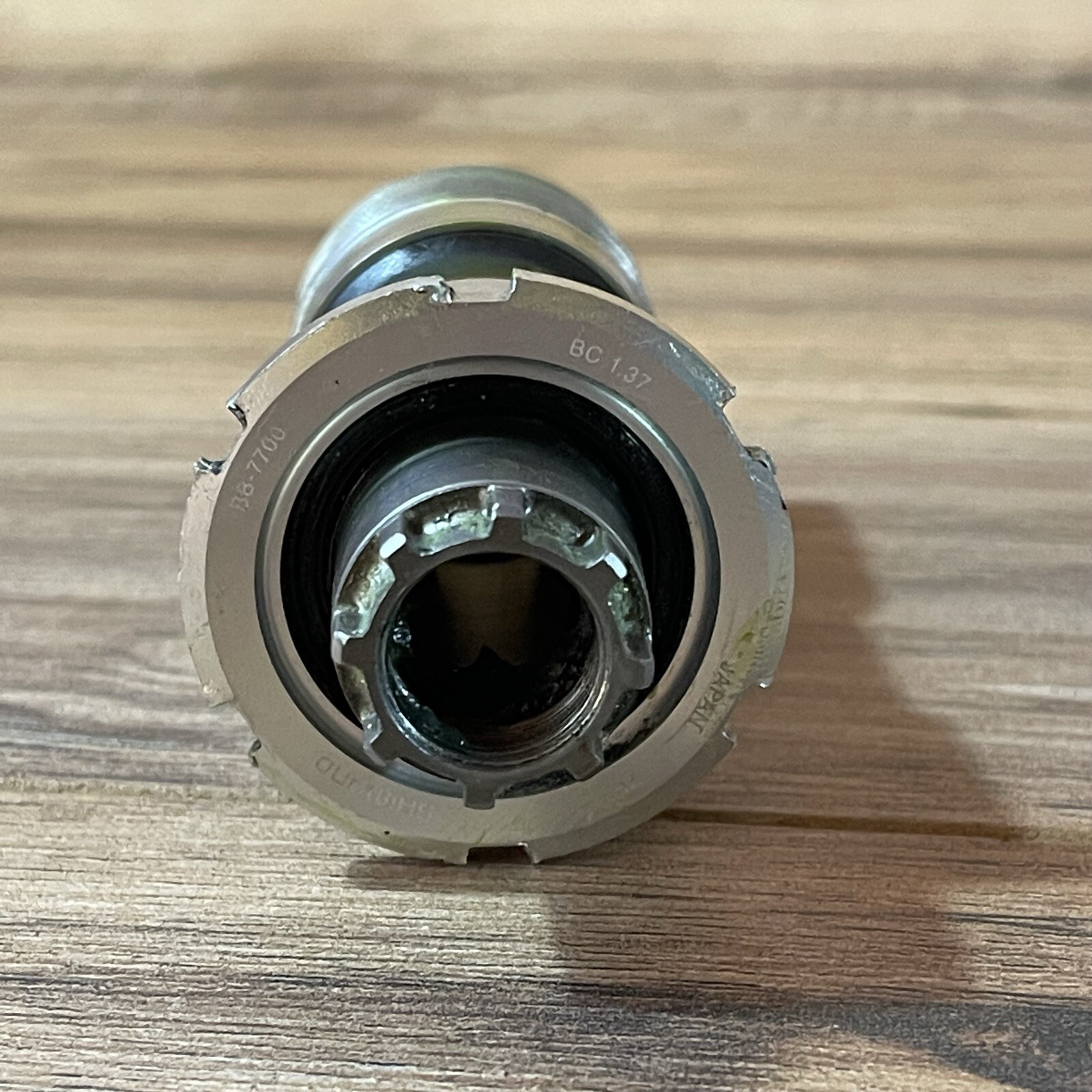 Shimano Dura-Ace BB-7700 Octalink V1 Bottom Bracket 68 x 109.5 English