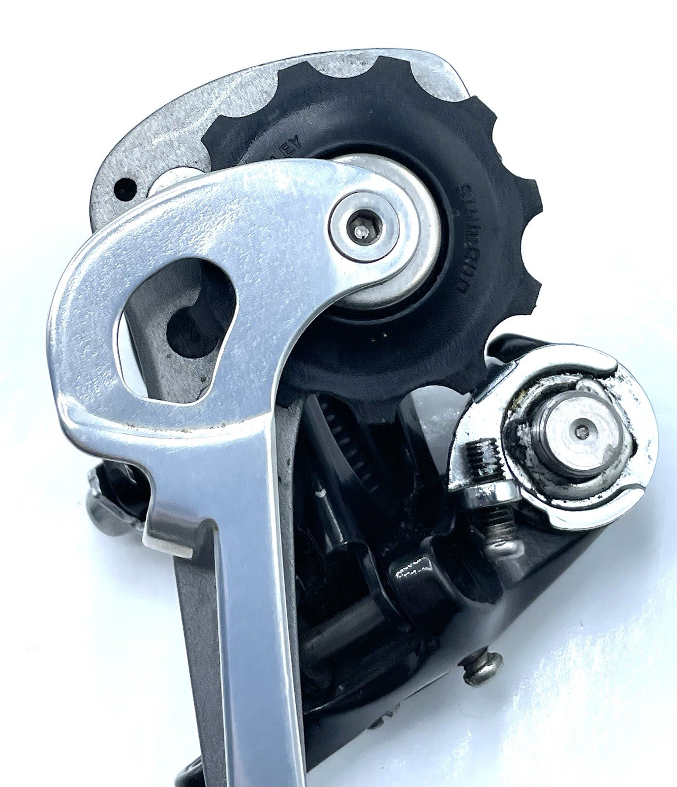 Shimano 105 RD-5600-GS Rear Road Derailleur Medium Cage Take Off