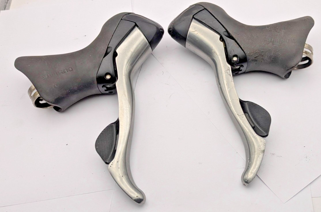 Shimano 105 ST-5600 PAIR SET Shift Lever Hood Face Plate Parts LEFT RIGHT 2 X 10