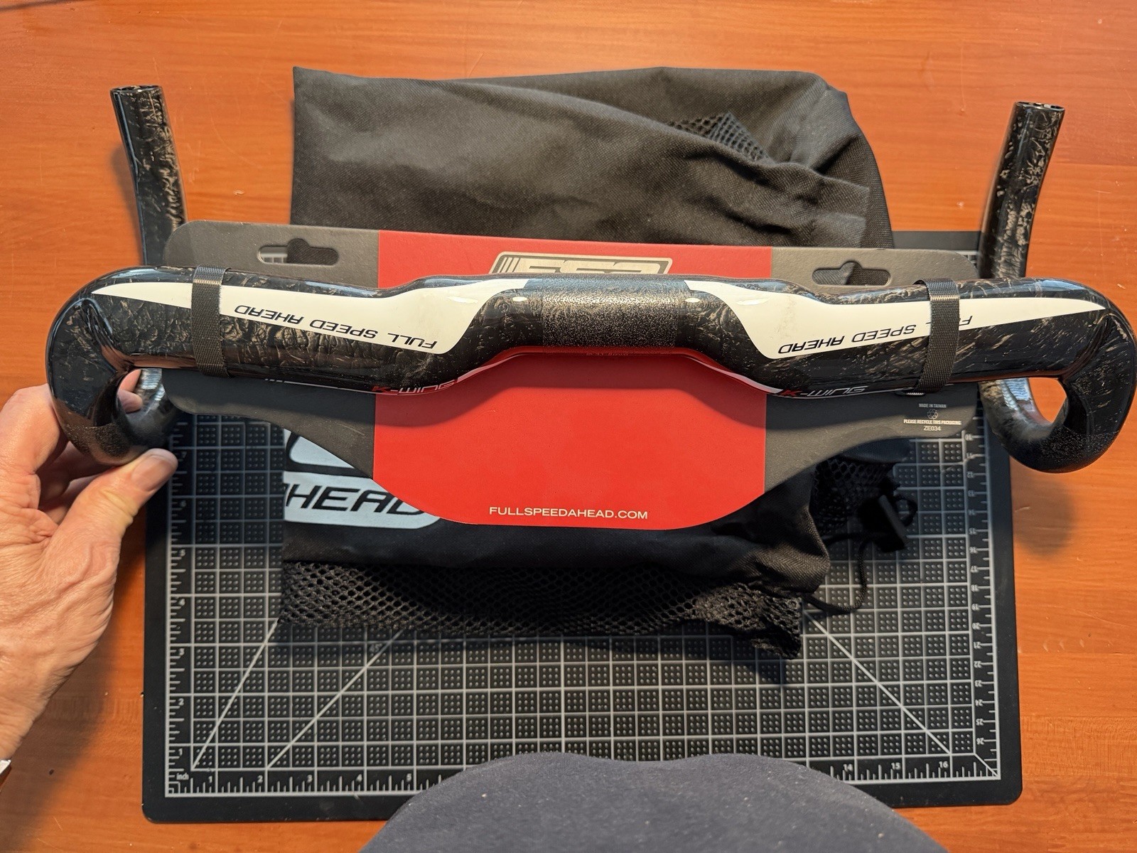 FSA K-Wing DI2 Compact 440mm 31.8 – Carbon – Brand New w/Bag