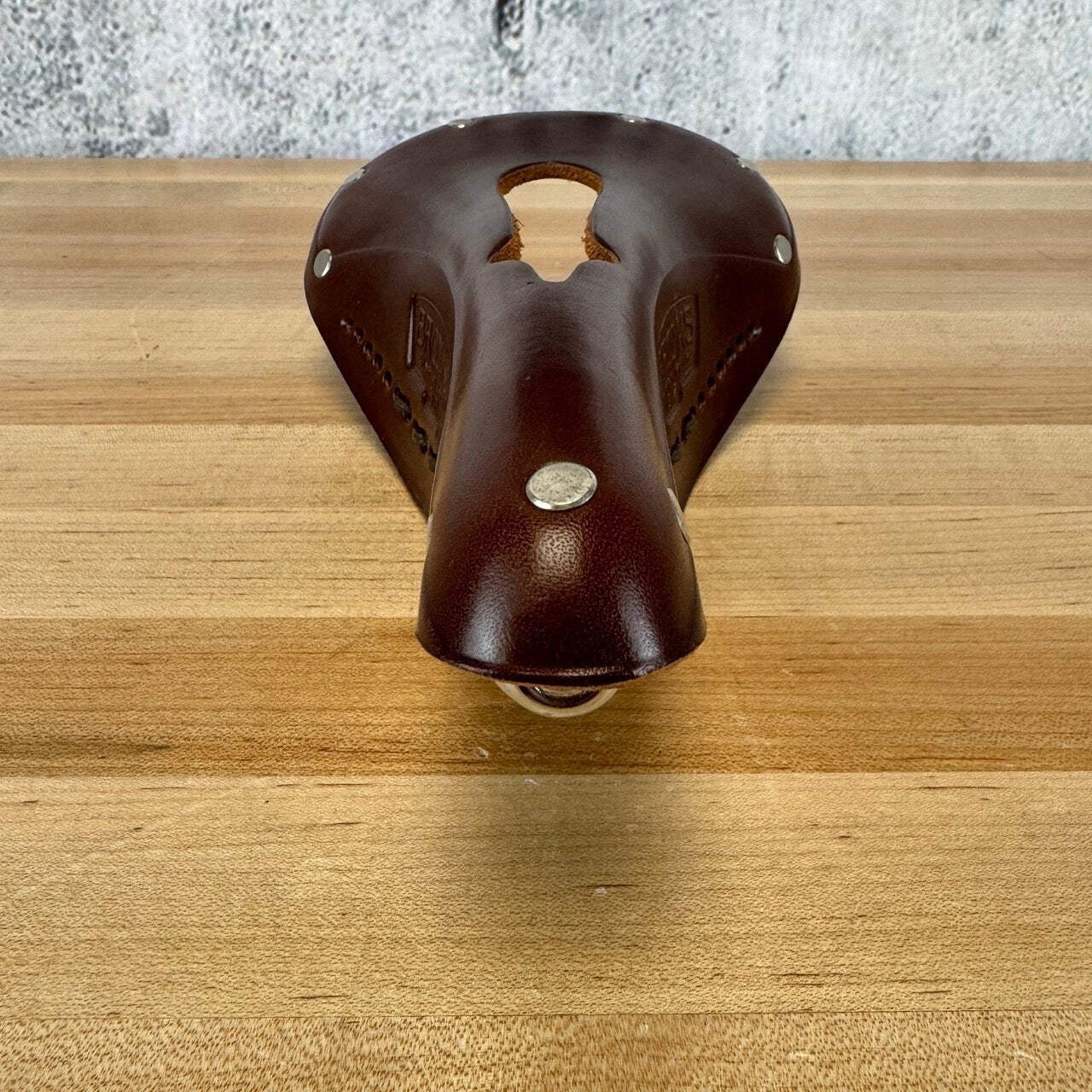 New! Brooks B17 Carved Honey Leather 7x7mm 150mm Saddle 521g MSRP $175