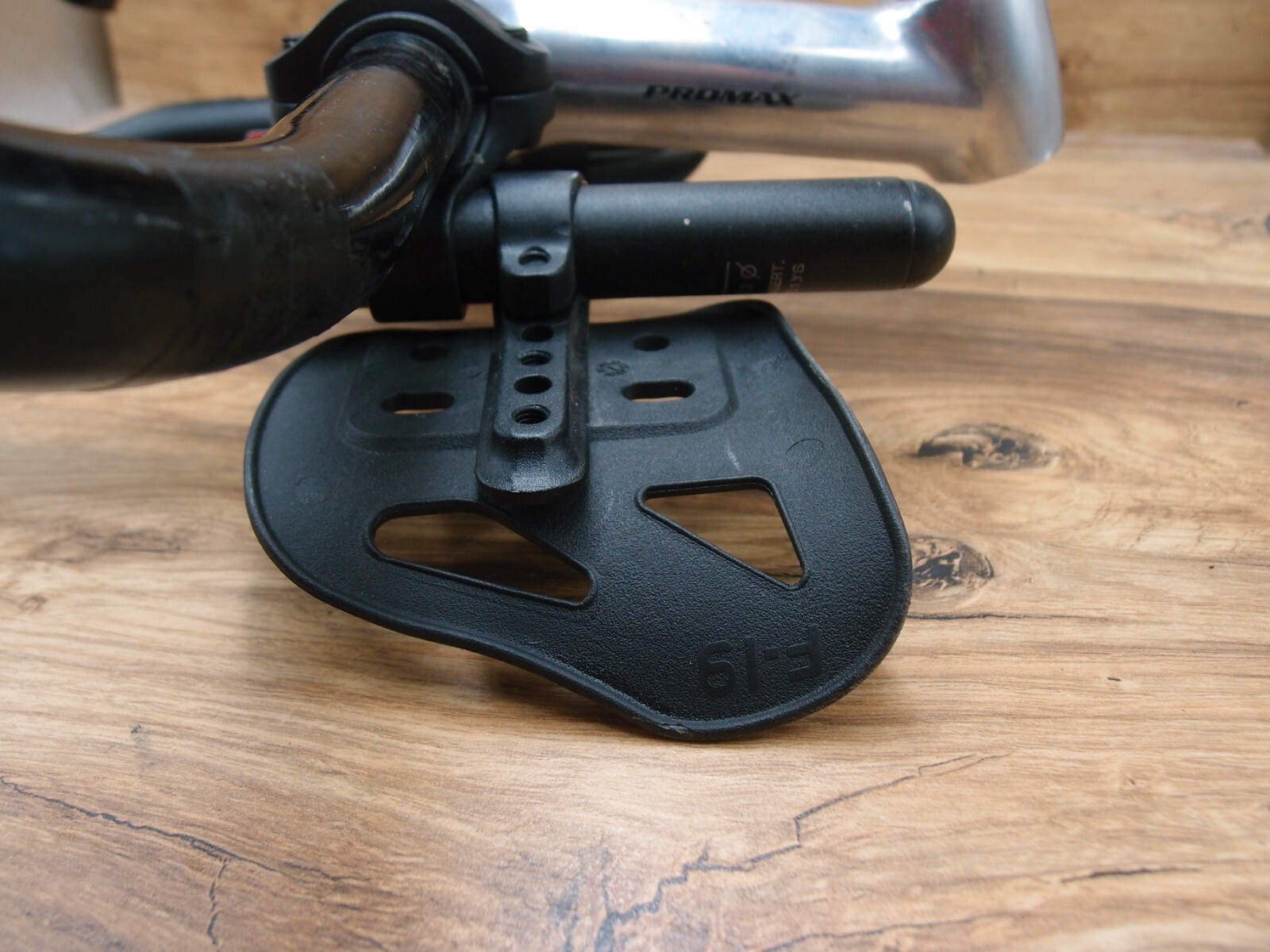 Profile Desing T2 Tribar handlebar ITM ahead stem Promax 1 1/8 in