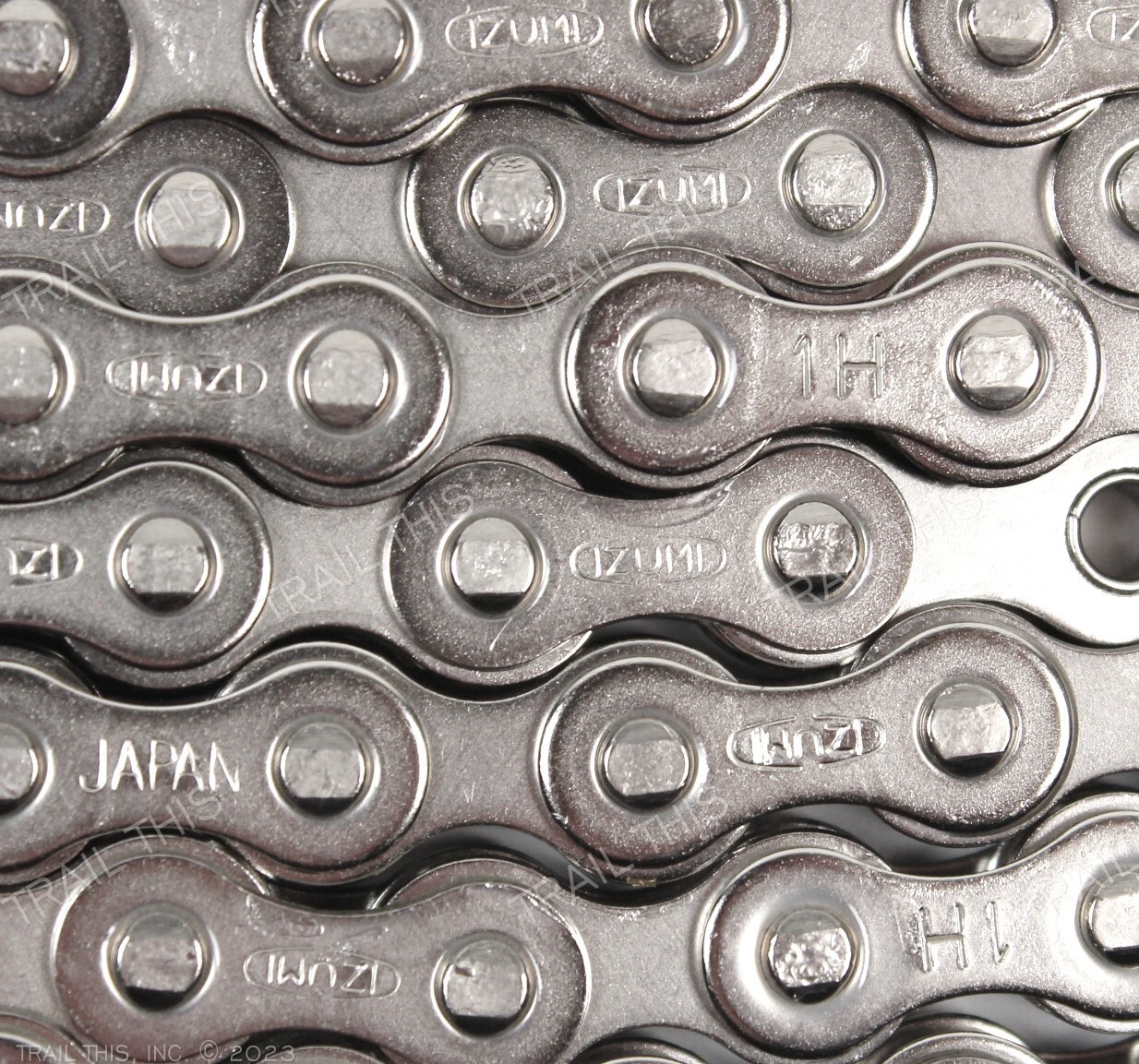 Izumi Standard Silver 1/8″ 116L BMX Track Fixed Gear Single-Speed Bicycle Chain