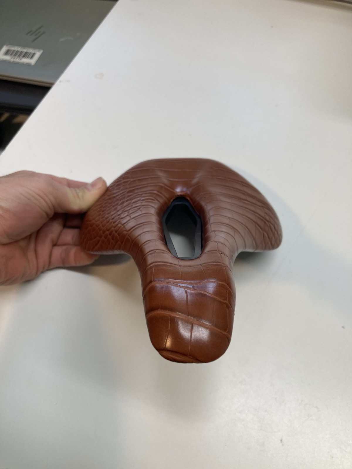 Brown leather saddle 160mm x 250mm road gravel mountain bike seat short power