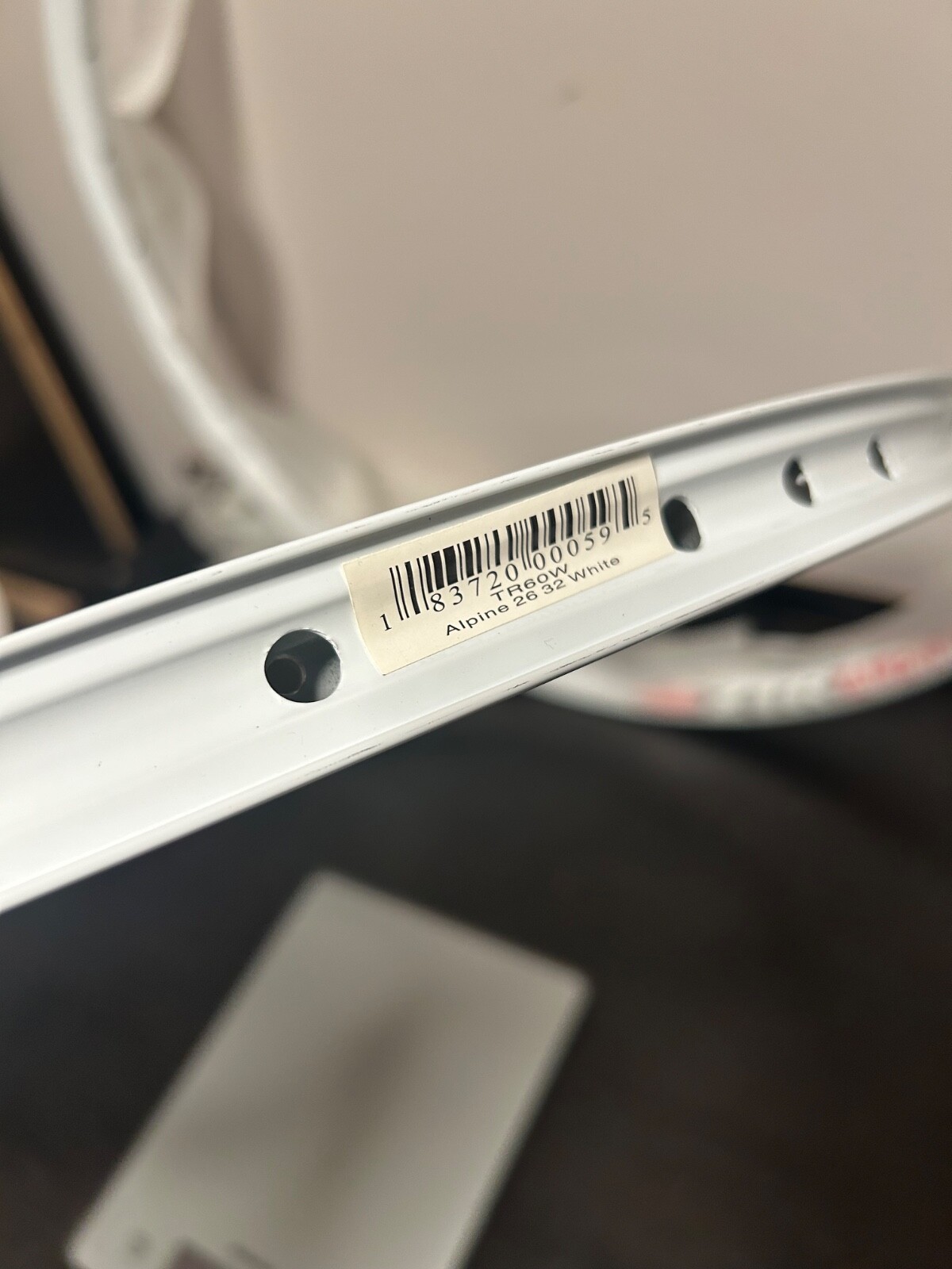 NEW Rim 26″ Stan’s NoTubes ZTR Alpine Hollow Chamber Disc 32H White NEW