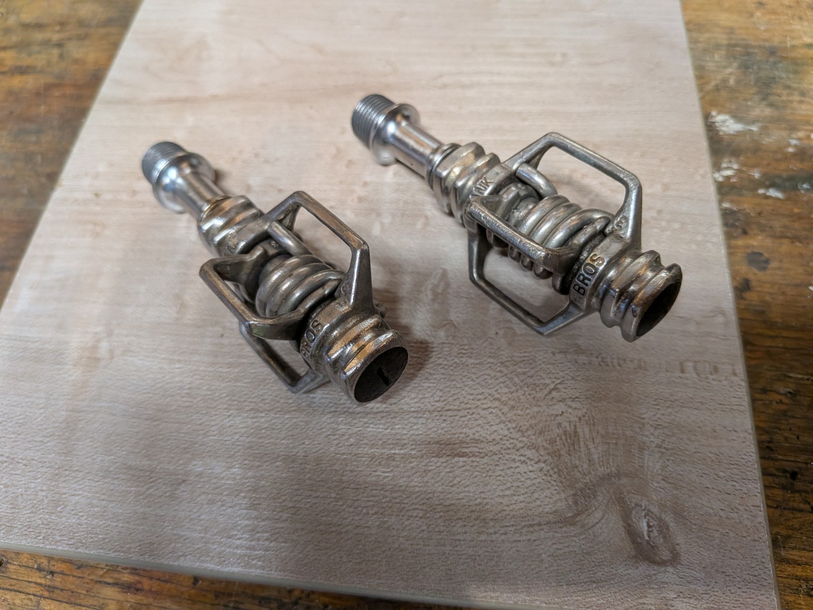 Crankbrothers Clip-In Egg Beater Mountain Bike Pedals