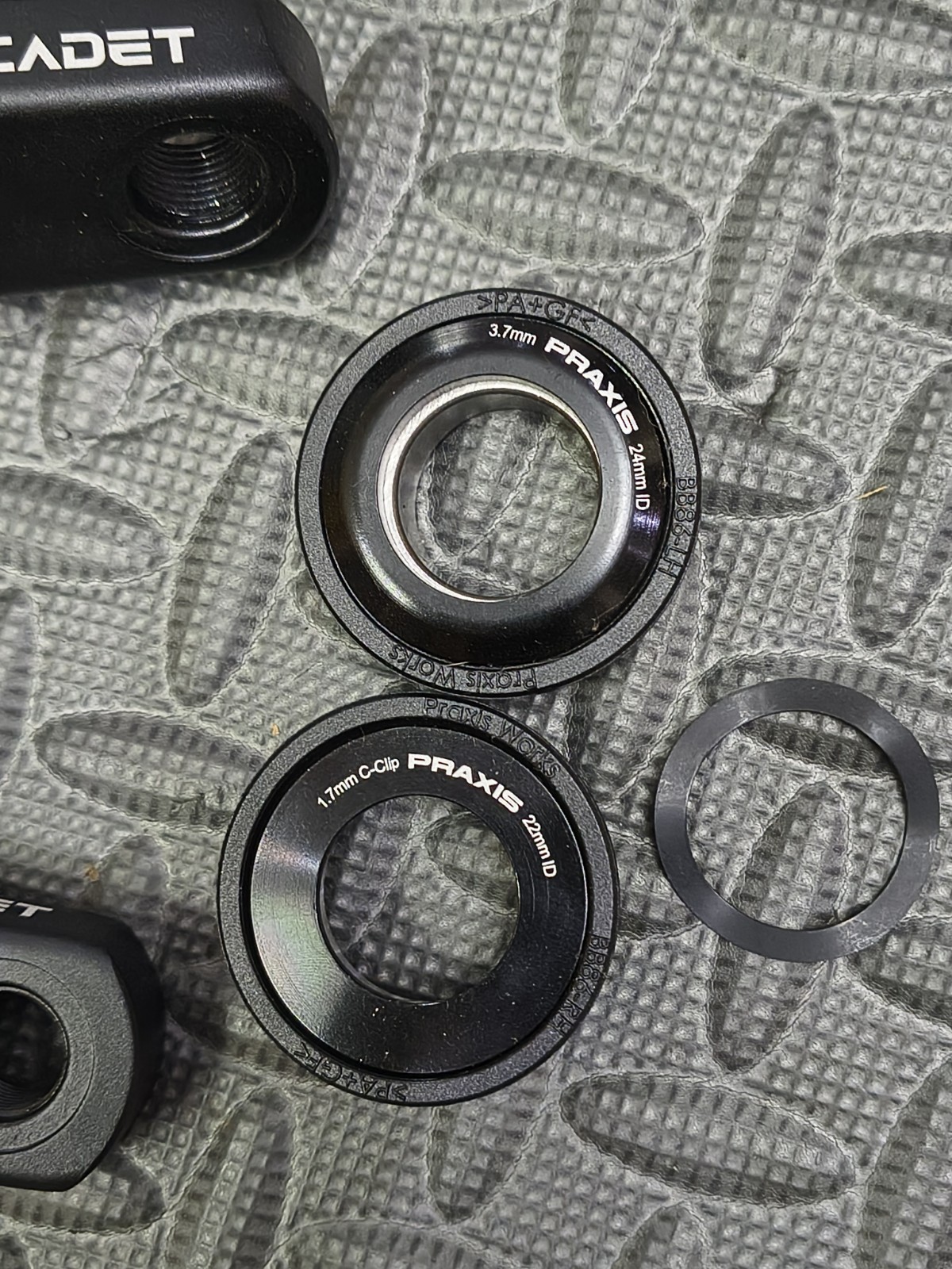 Praxis Cadet Crankset 30T 170mm GXP With Pressfit Bottom Bracket