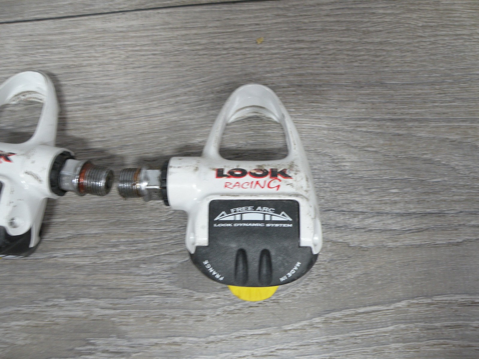 LOOK RACING Free Arc Road Bike Clipless Pedals White Black Yellow Made in France