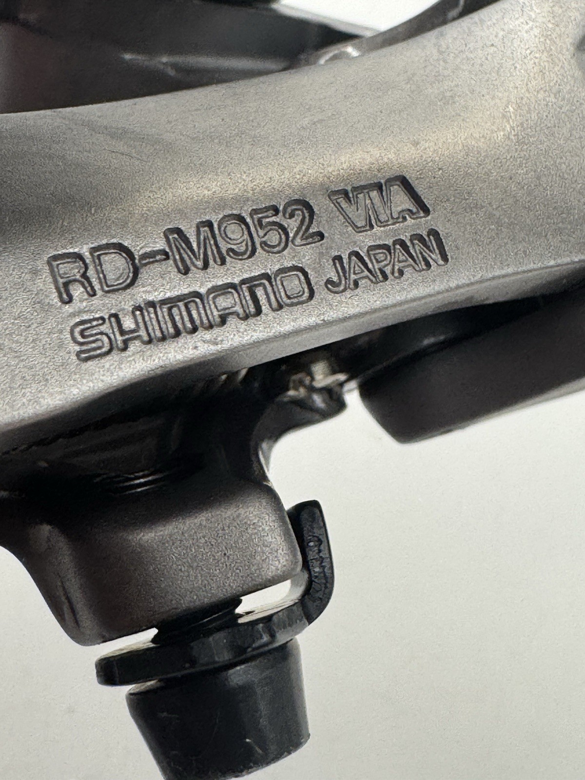 Shimano XTR RD-M952 Rear Derailleur 9-Speed Long Cage Vintage