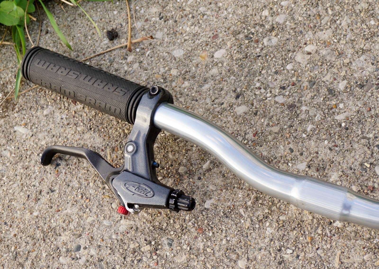 Riser Handlebar AVID SD Brake Levers Flat Bar 57cm Single Speed Fixed Gear Bike