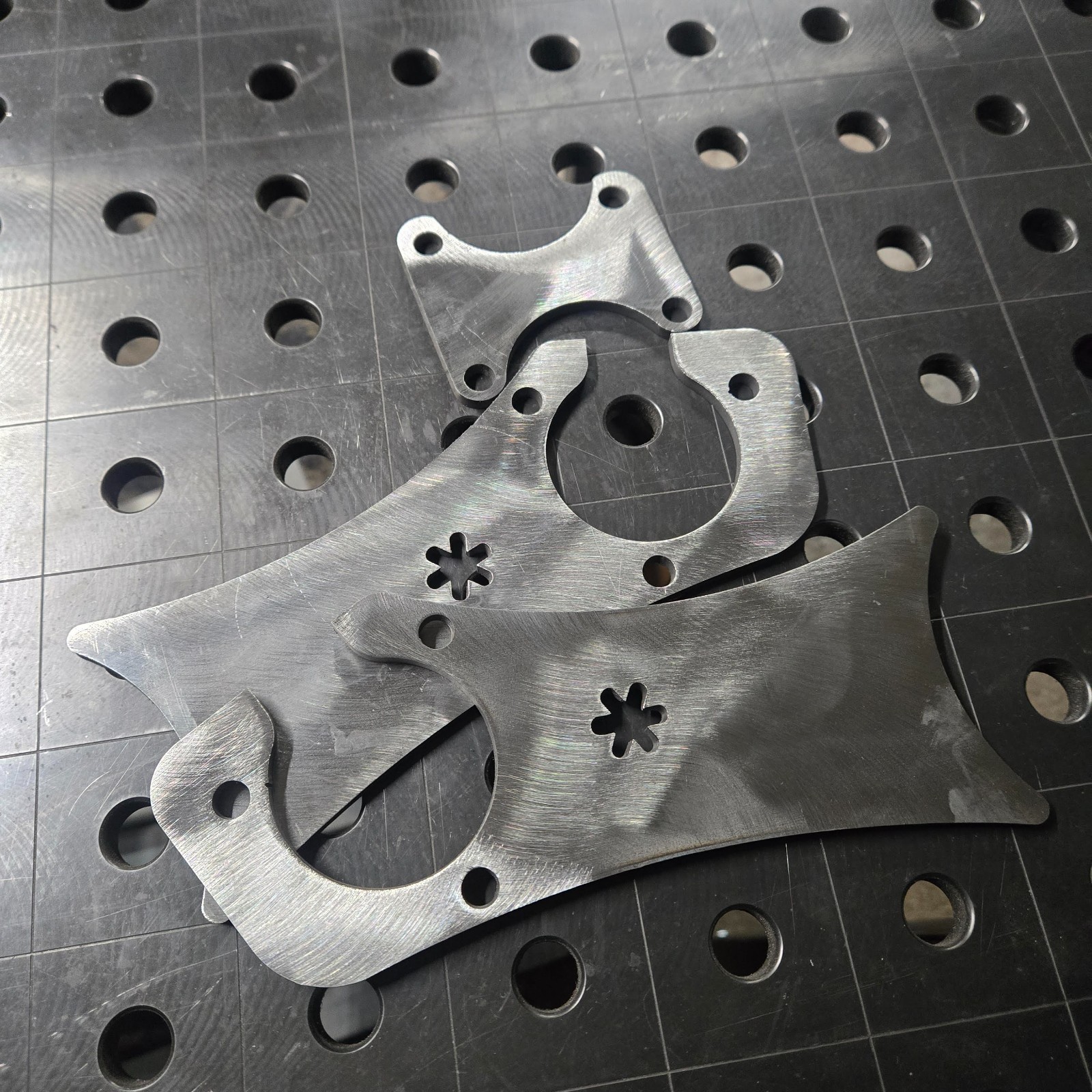 Moto VOX/MM80 – Mini Bike Stretch Tabs For 1in LIVE AXLE 3 hole bearing