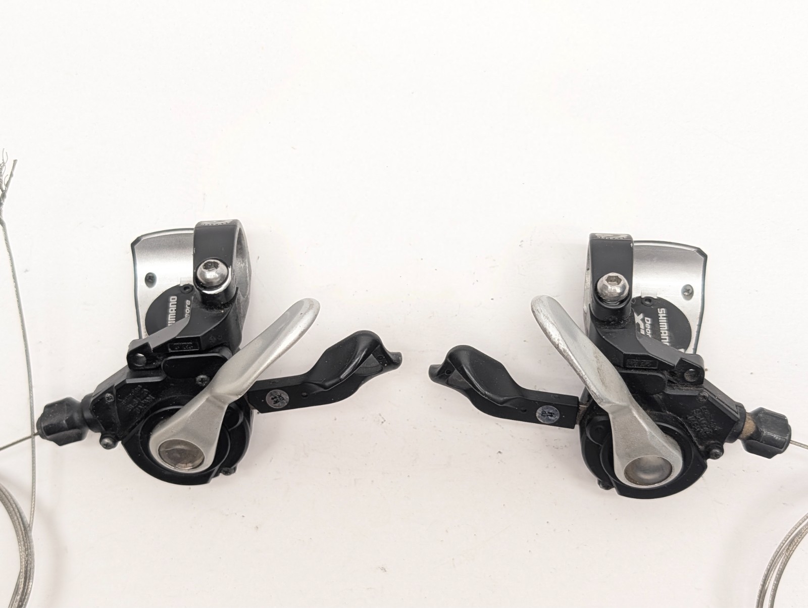 Shimano Deore XT SL-M770 3 X 9-Speed Trigger Shifter Set Pair Black/Silver