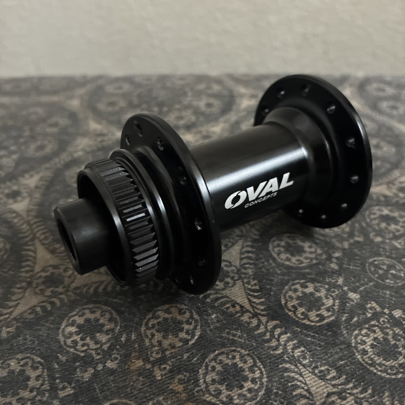 Oval Concepts Hub Front , 24H-12×100 CL Disc
