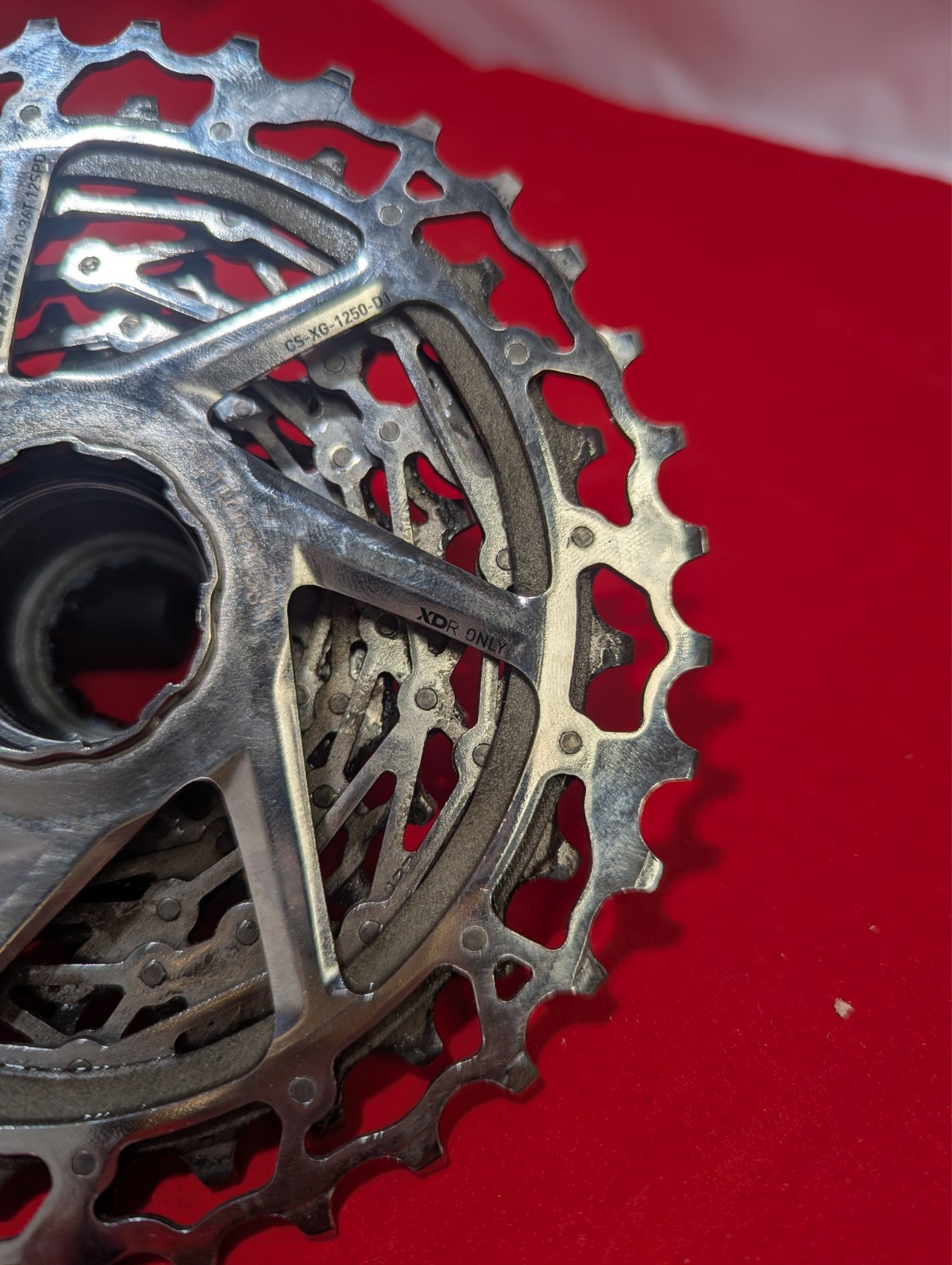 SRAM Rival AXS XG-1250 Cassette – 12-Speed, 10-36t, Silver, For XDR Driver