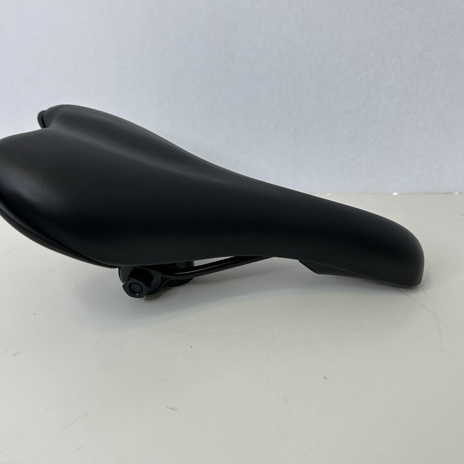 Bicycle Saddle Seat Unisex Black Synthetic (New)
