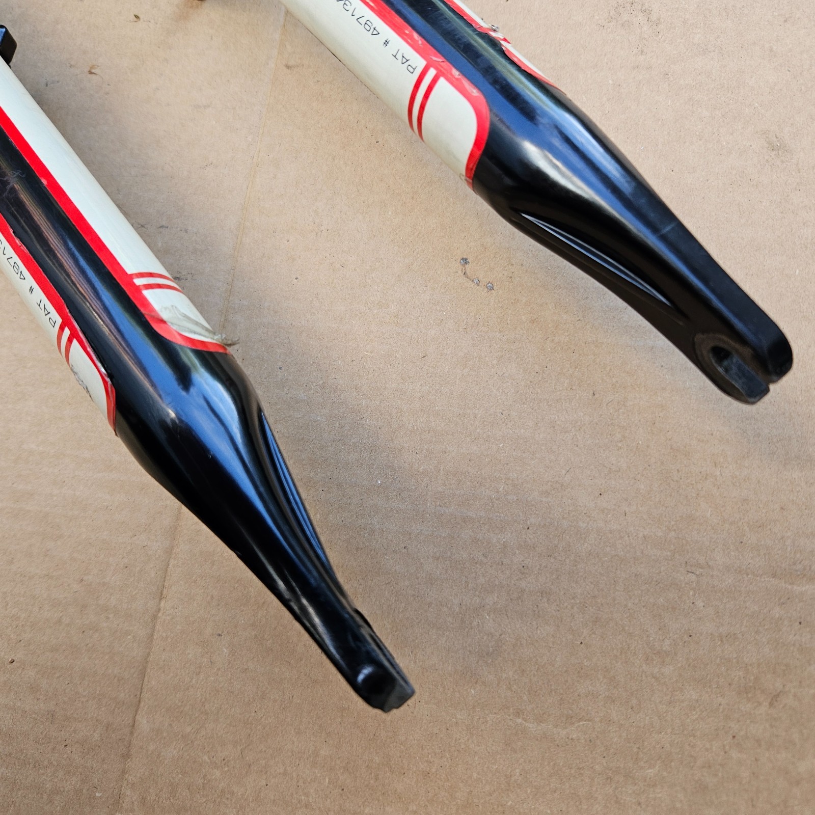 Vintage 90s Rock Shox 26″ Indy XC Speed Spring Suspension Fork 1-1/8″ Threadless