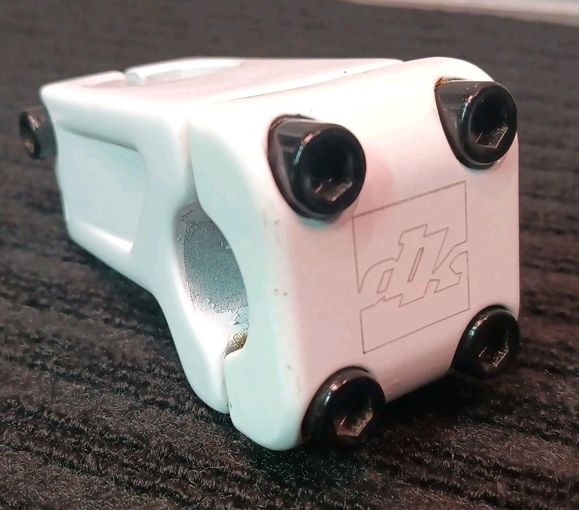DK BMX Stem 1 1/8 Threadless Old School BMX Neck White