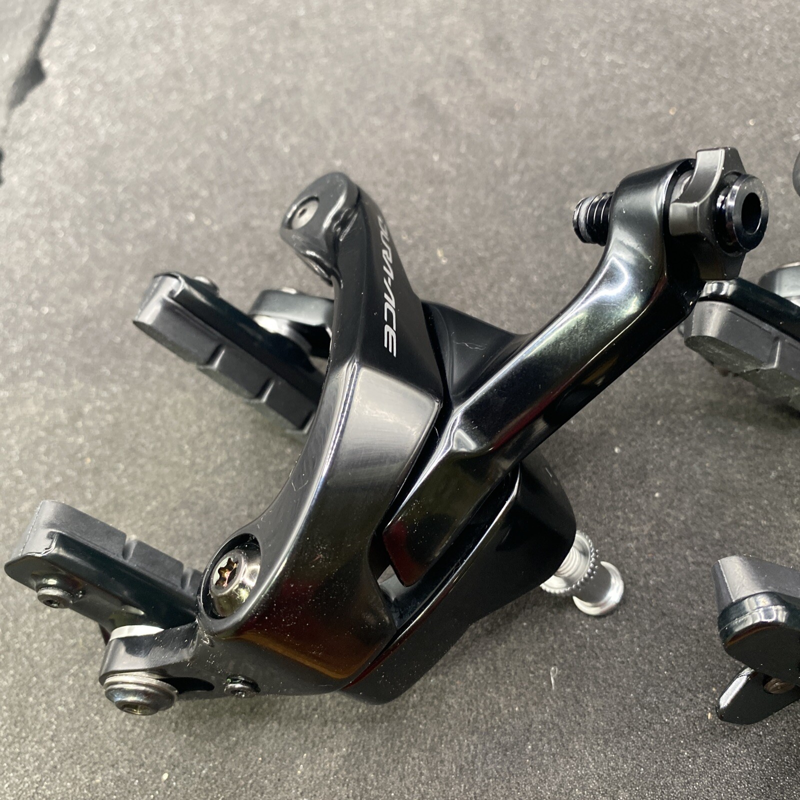 Shimano Dura Ace 9100 Rim Brakes Brake Set Pair Front/rear Br-r9100 (NW)