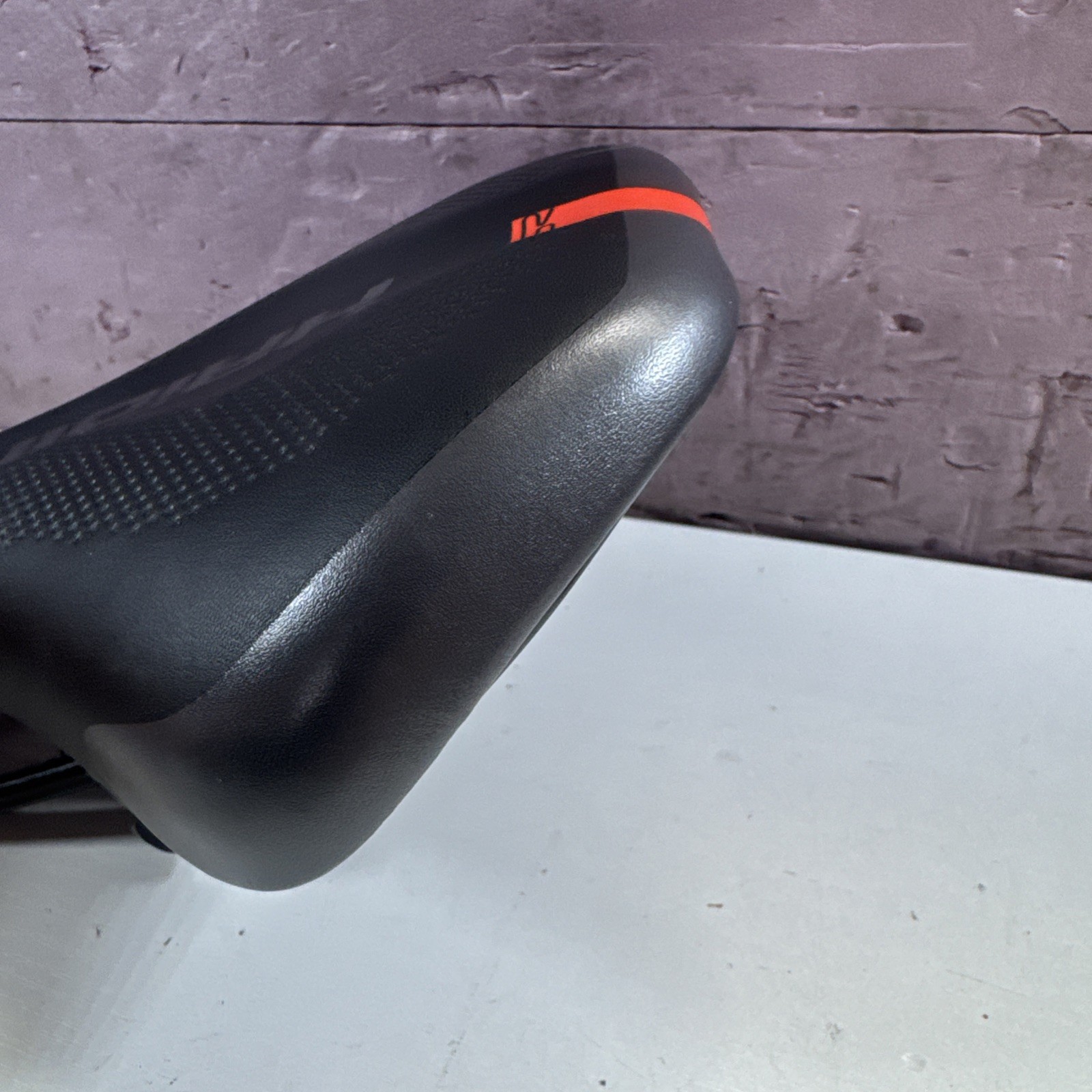 Selle royal Sirio Haibike Sduro Men’s Saddle Trekking Black-Red