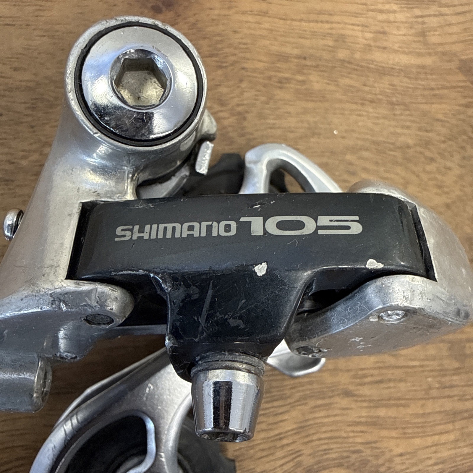 Shimano 105 RD-1050 Rear Derailleur 6/7 Speed Road Made in Japan Silver