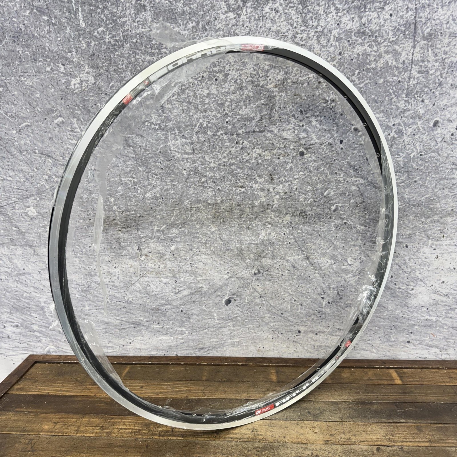 DT Swiss RR-440 700c Rim 28H 28 Hole RR440 Clincher Road Asymmetric Presta Hoop