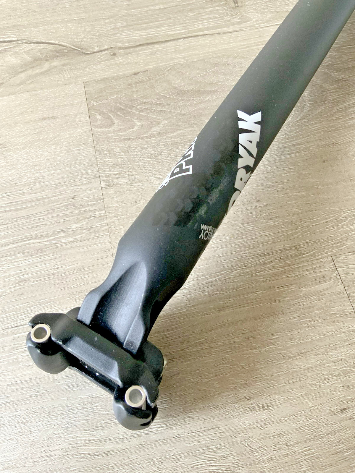 PRO KORYAK SEAT POST 31.6 MM X 400 MM 320 GRAMS NEW