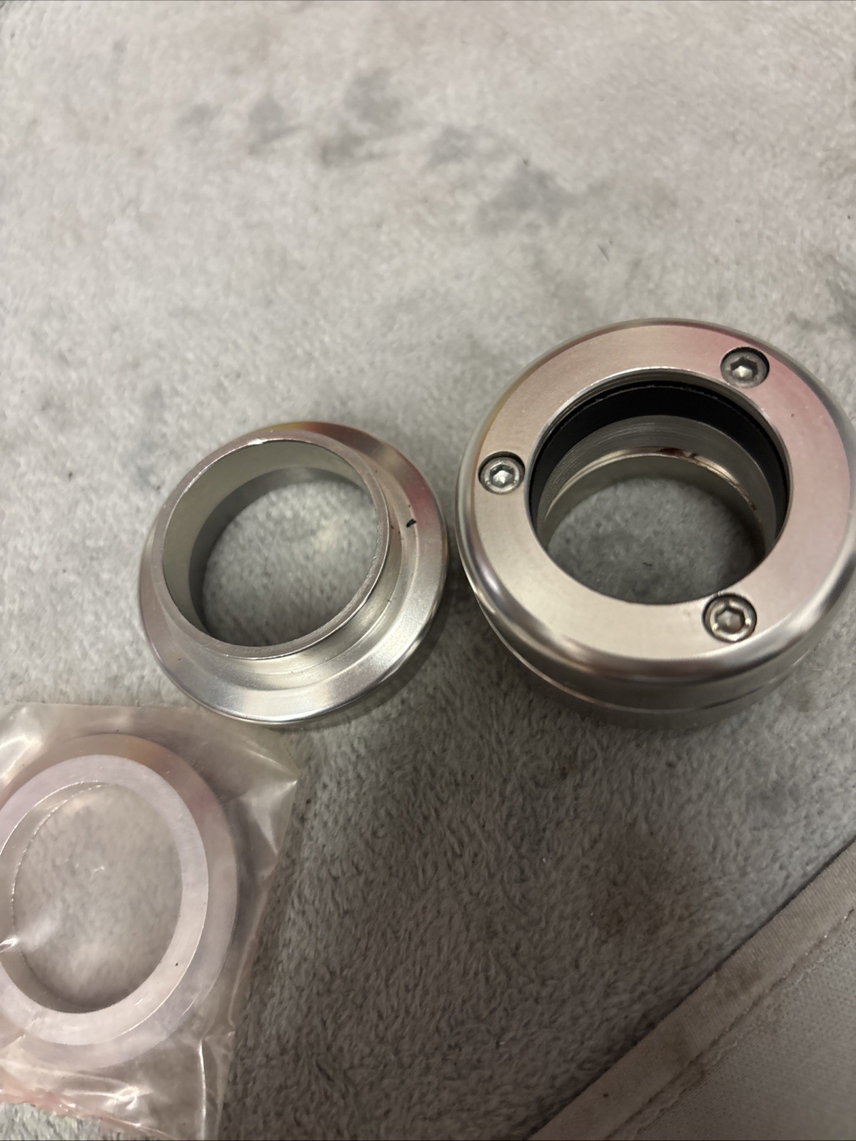 NEW RARE AMERICAN CLASSIC 1 1/8″ INCH NON-INTEGRATED THREADLESS HEADSET -SILVER