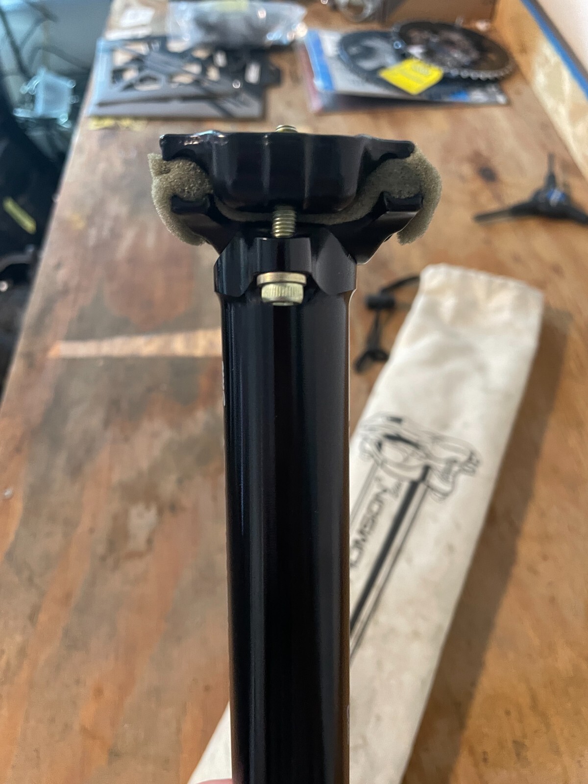 Thomson Elite Seatpost 30.8mm 410mm 2-Bolt Black Aluminum 0mm Setback