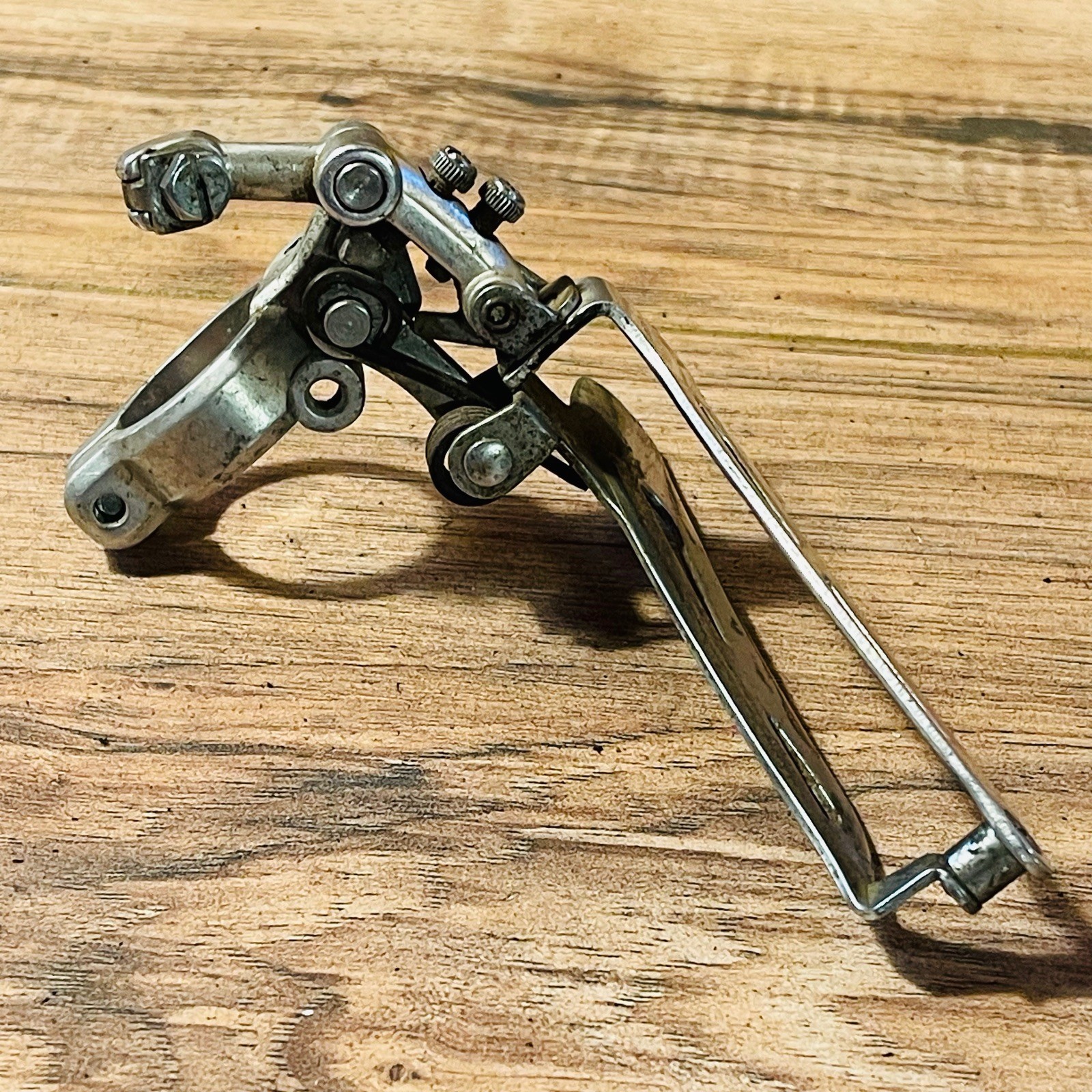 Vintage Suntour Mountech 28.6 Clamp Front Derailleur Bottom Pull 