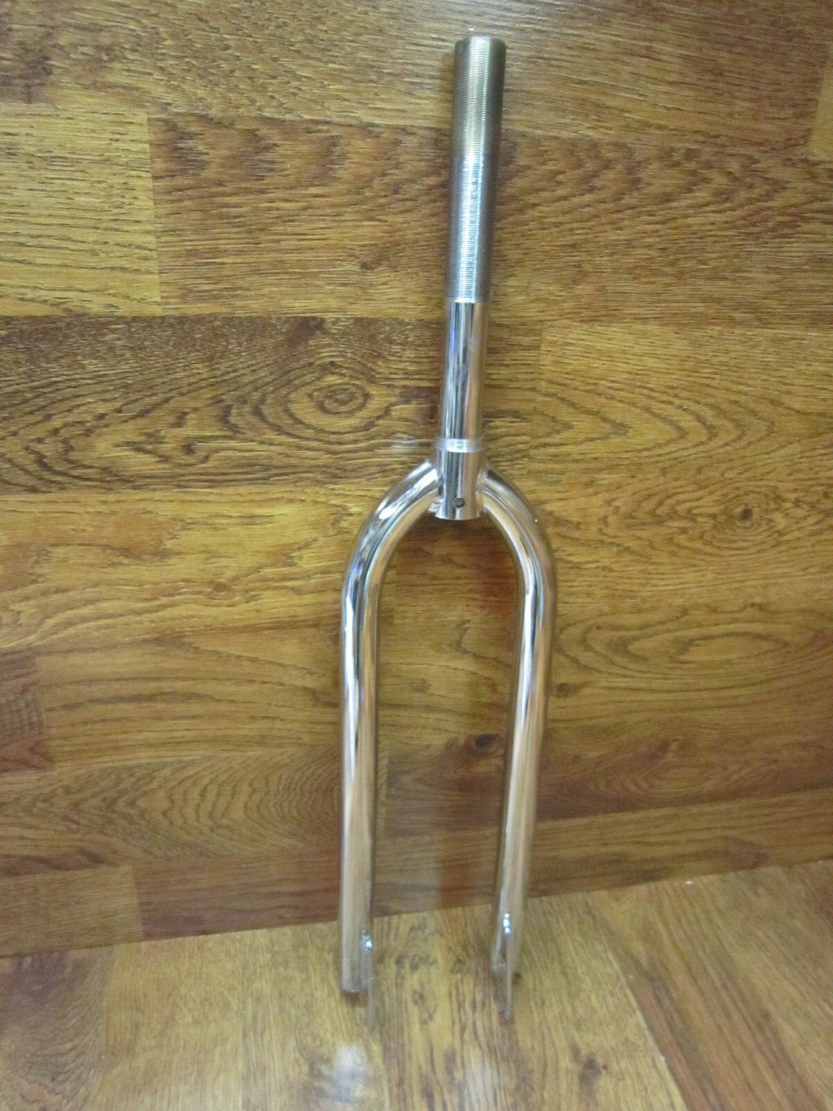 NOS 1″ x 7 3/4″ THREADED 26″ BMX RIGID STEEL FORK – CHROME