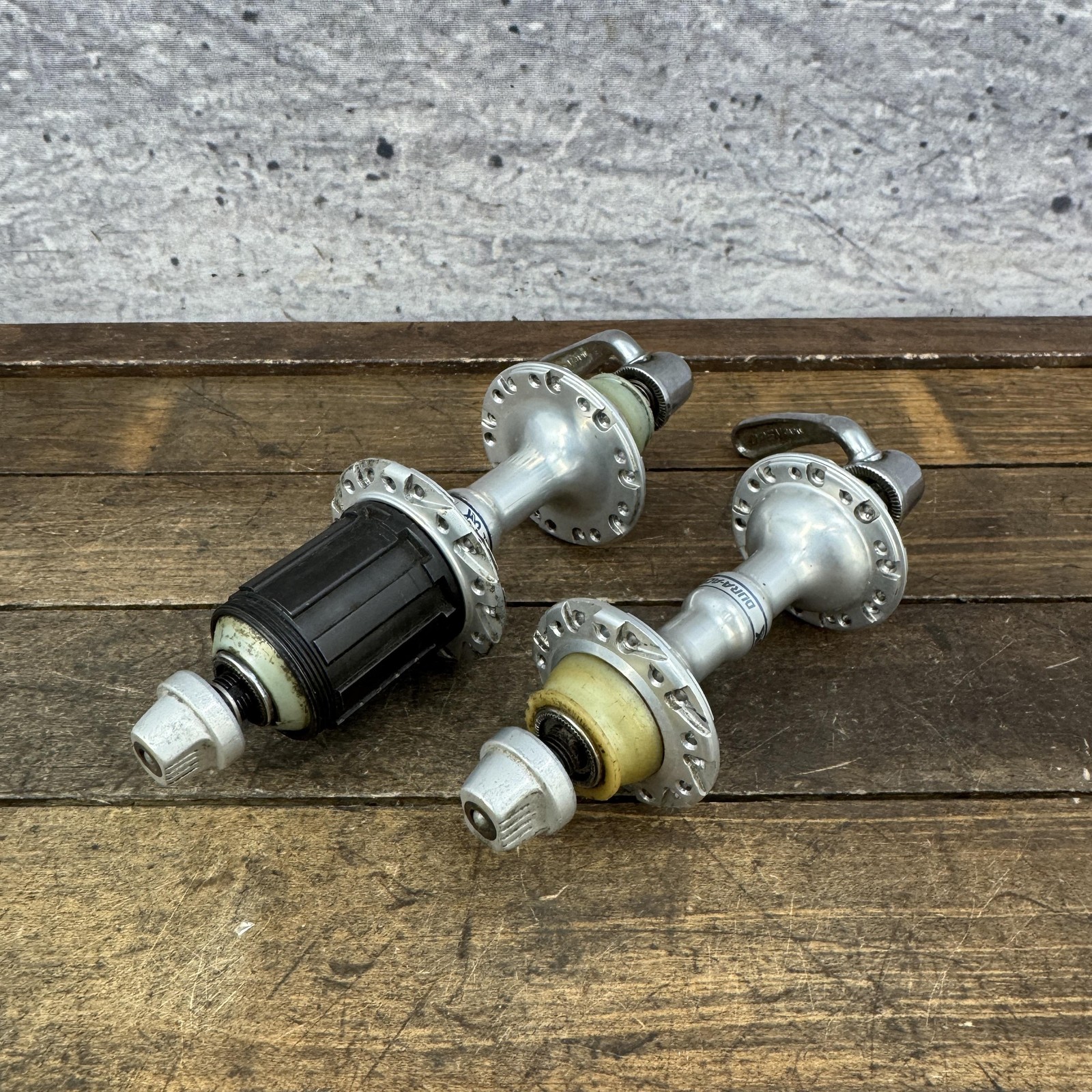 Vintage Shimano Dura-Ace AX Hub Set 7300 Aero 1980s Road Bike Front Rear OX