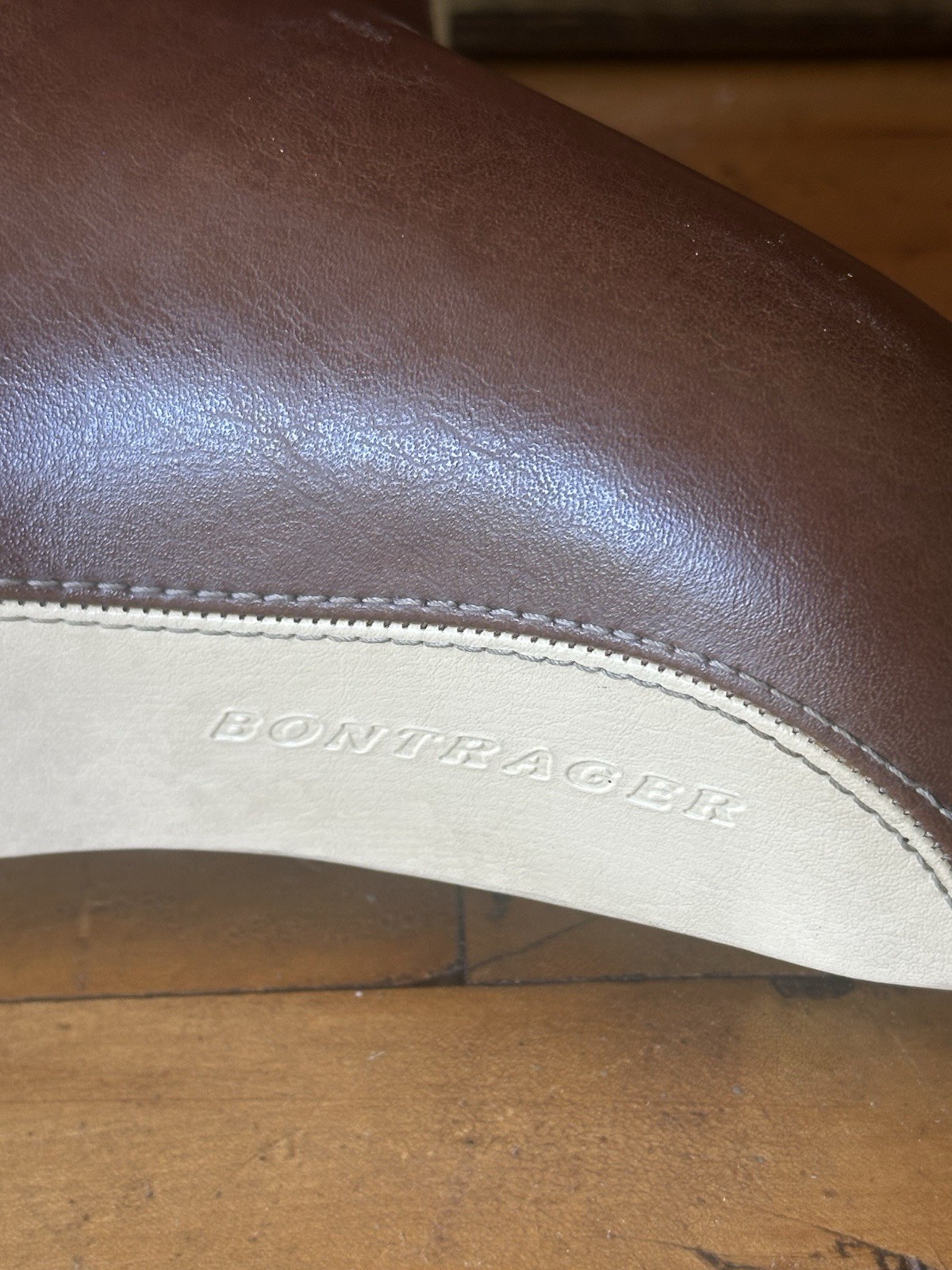 Bontrager Cruiser Bike Saddle – Tan/brown – 10×10 In – Comfort Padded. EUC.