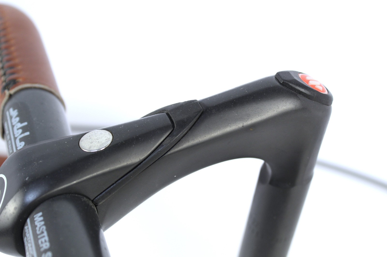 Modolo Master SSC Handlebars, 110mm Quill Stem 22.2mm, Campagnolo Brake Levers
