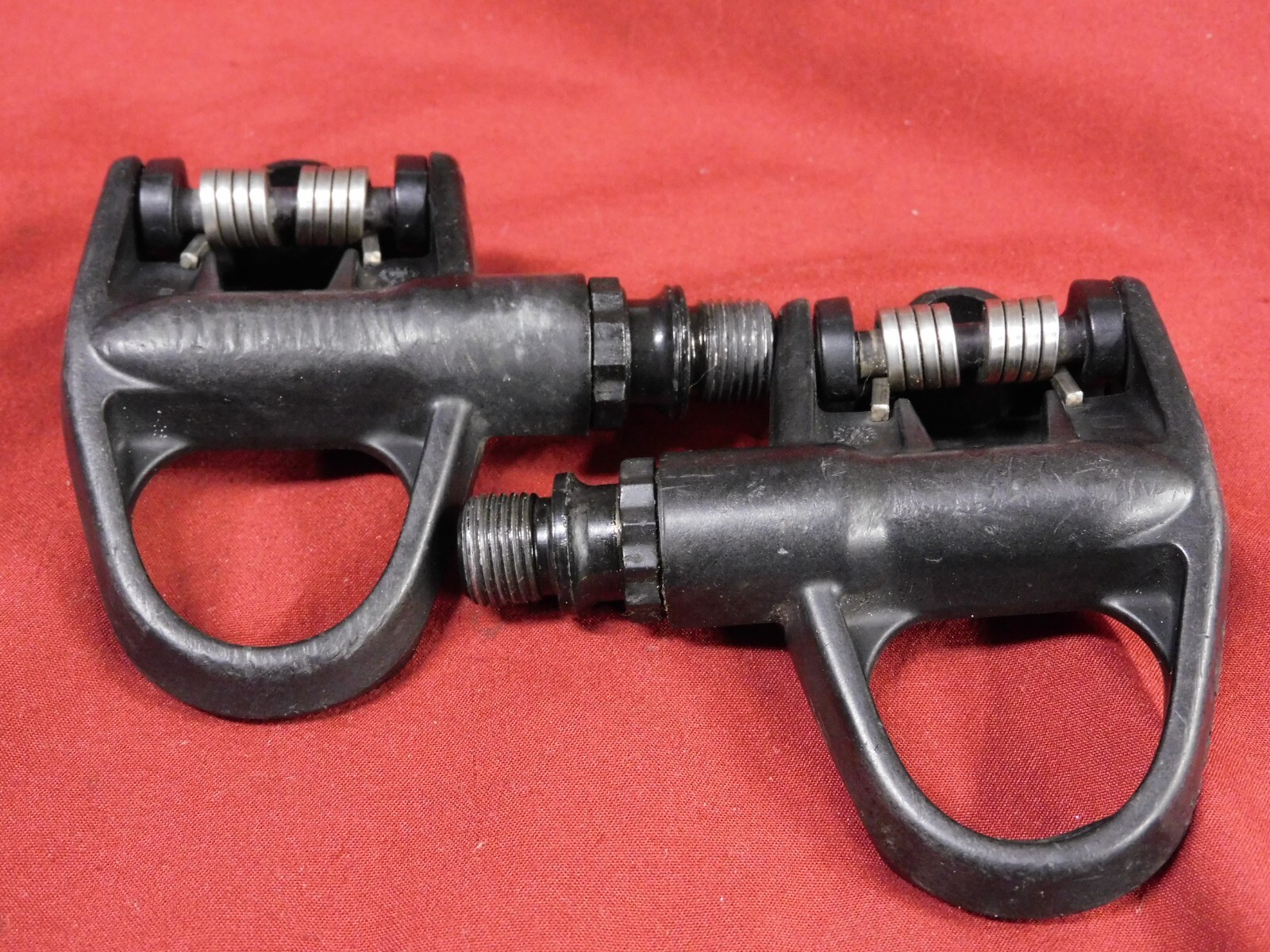 1 Pair Black Unbranded Composite Clipless Pedals 9/16 x 20 NO Cleats 232 grams