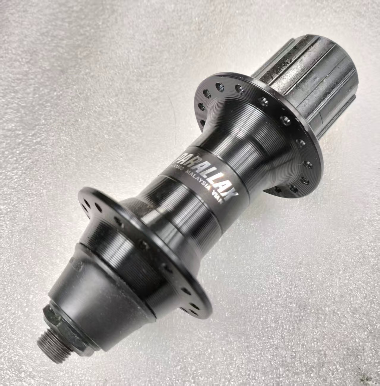 SHIMANO FH-RM60 RIM BRAKE REAR HUB TOURING GRAVEL 36 HOLE 135MM QR 8-9-10 SPEED