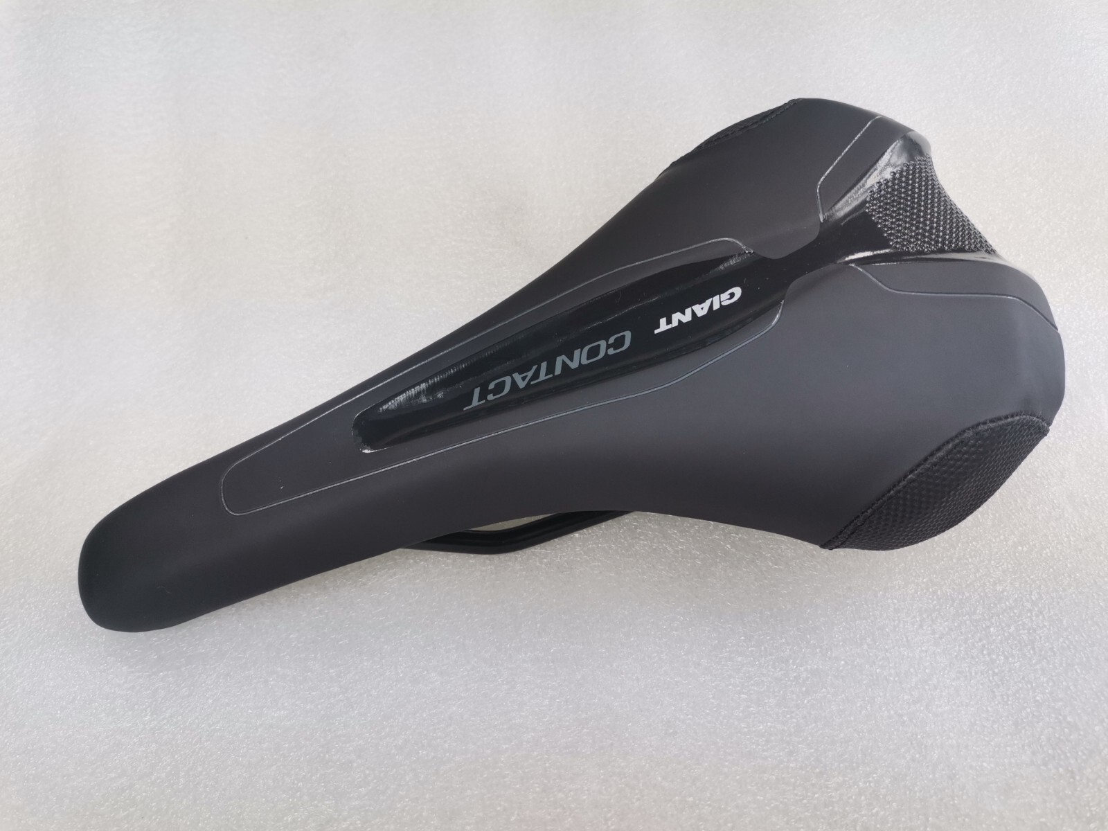 GIANT CONTACT FORWARD PELVIC TILT SEAT SADDLE MTB CITY TOURING COLOR BLACK