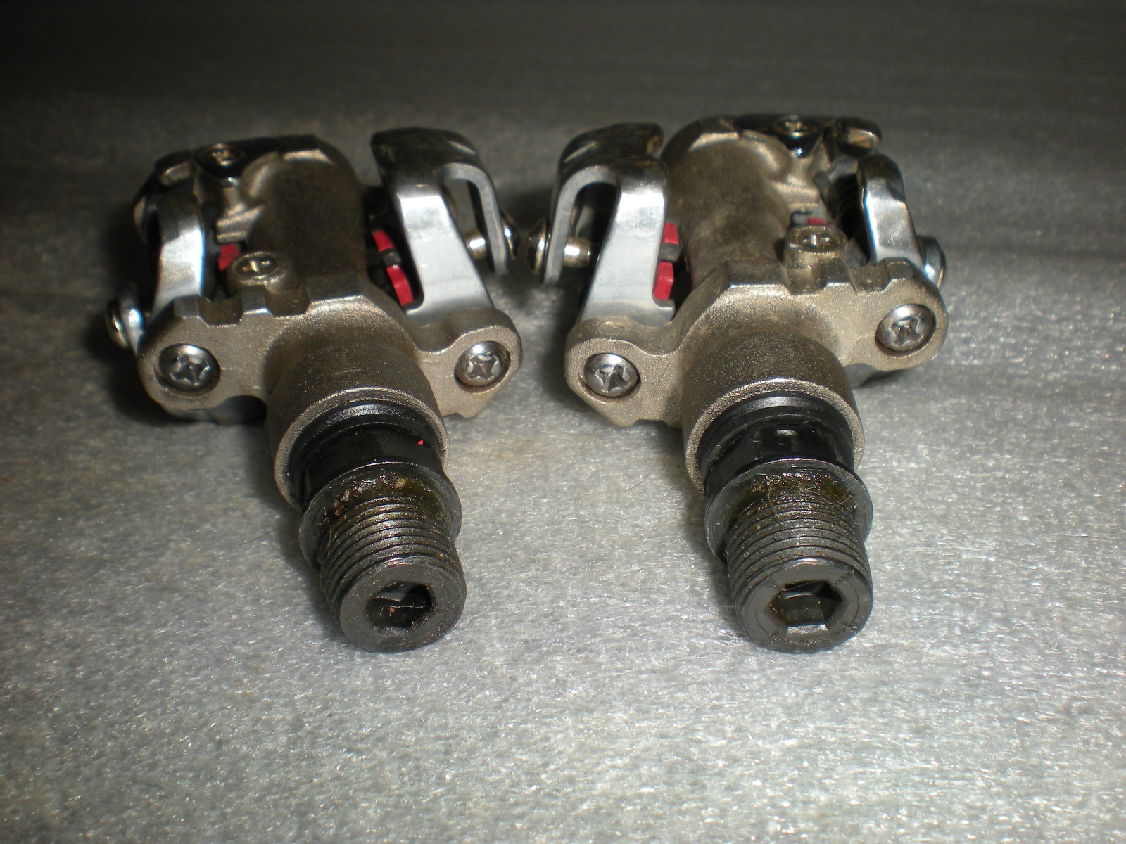UNBRANDED Bike Clipless Pedals (Wellgo WAM-M919 STYLE)