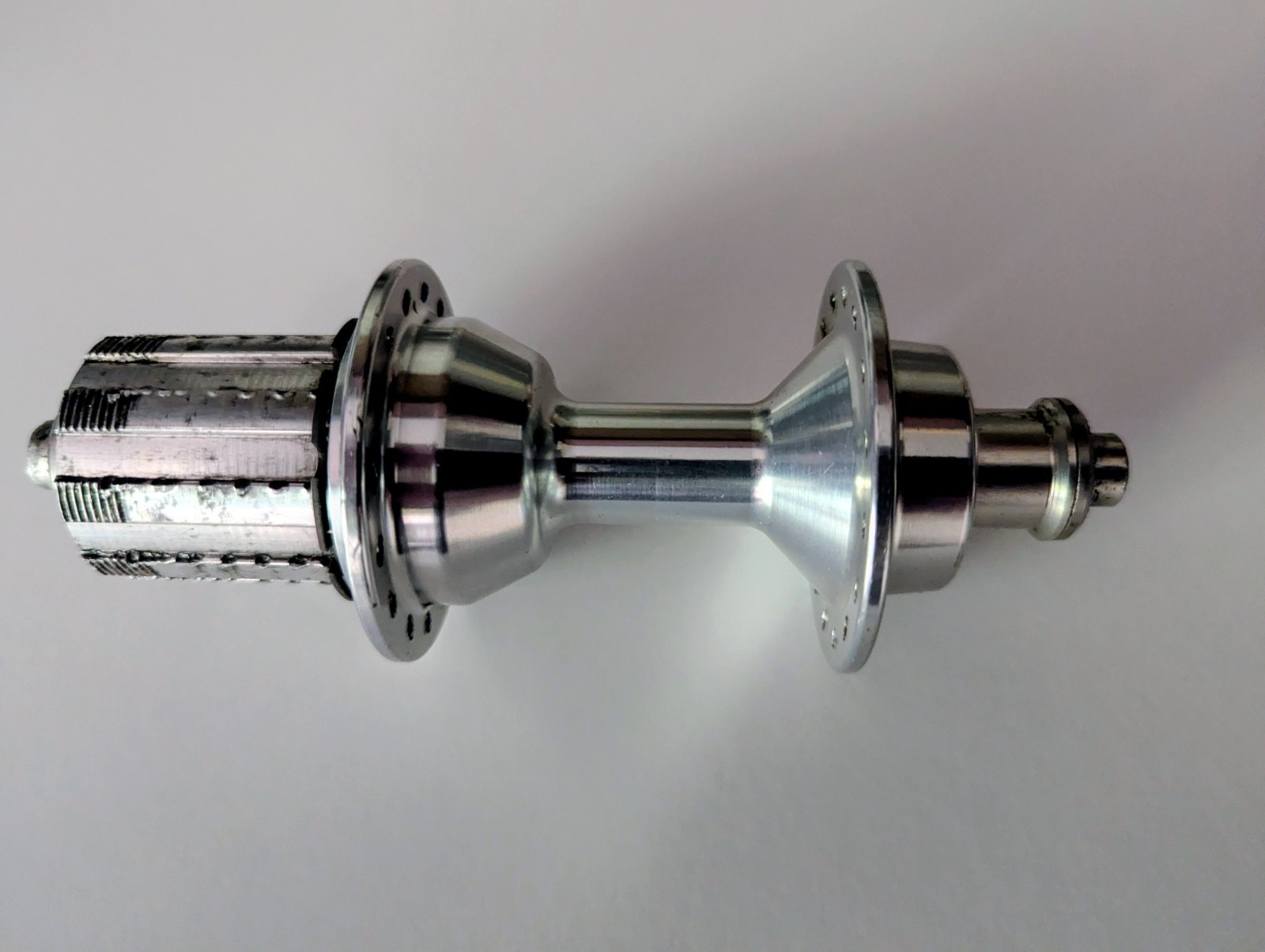 Hugi Compact hub Vintage 8/9/10 spd DT Swiss 32 spoke For QR