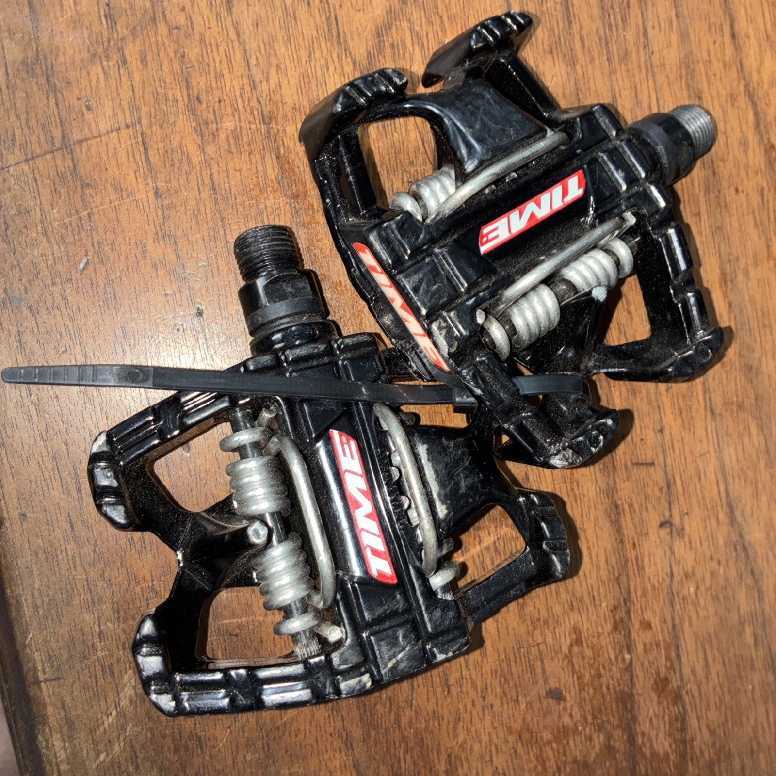 Time ATAC Z Platform Clipless Pedals Black No Cleats LOW MILES