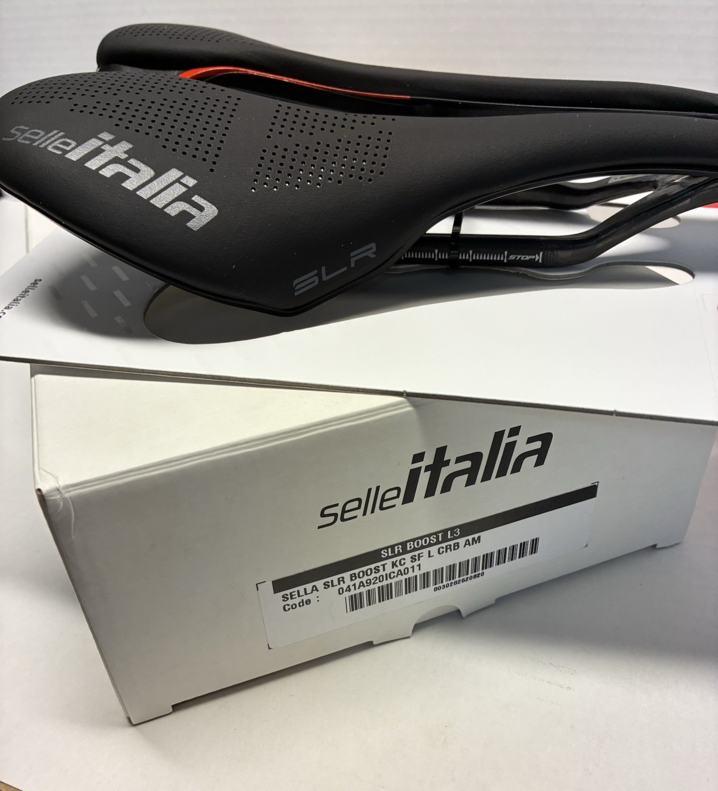 NEW Selle Italia SLR Boost Kit Carbonio Superflow Saddle L3 Carbon Rail 129 Gram