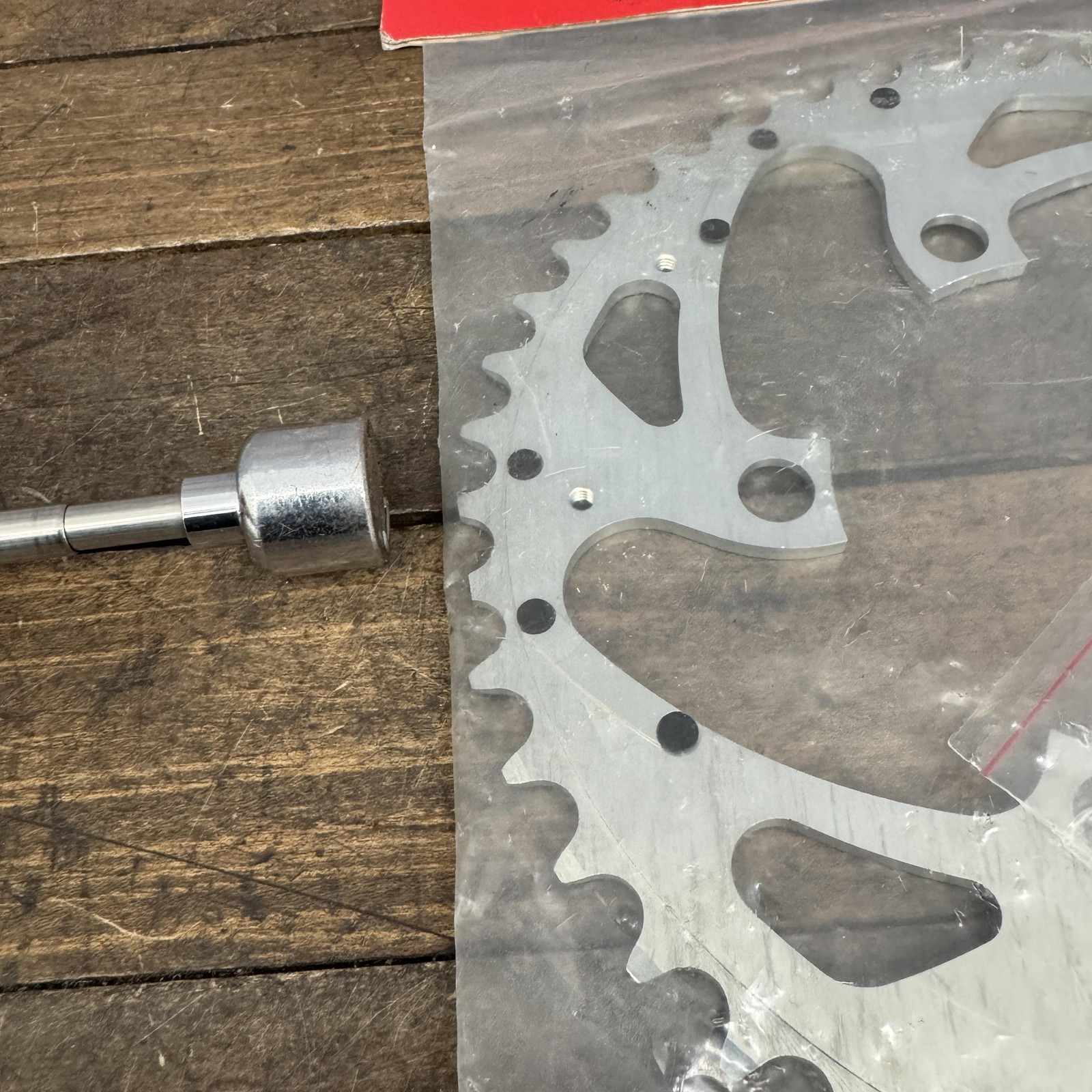 Vintage QBP 44T Chainring 94 BCD 5-Arm NOS Silver Aluminum MTB USA 44 Tooth