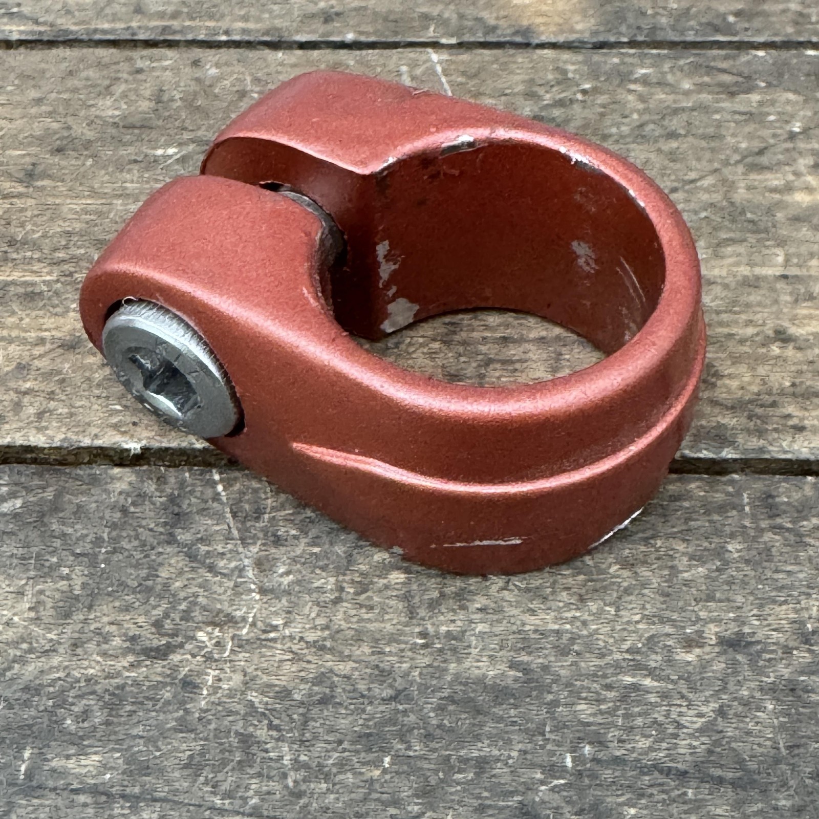 BMX Bicycle Seatpost Clamp 25.4mm Alloy Single Bolt Red Painted Cruiser