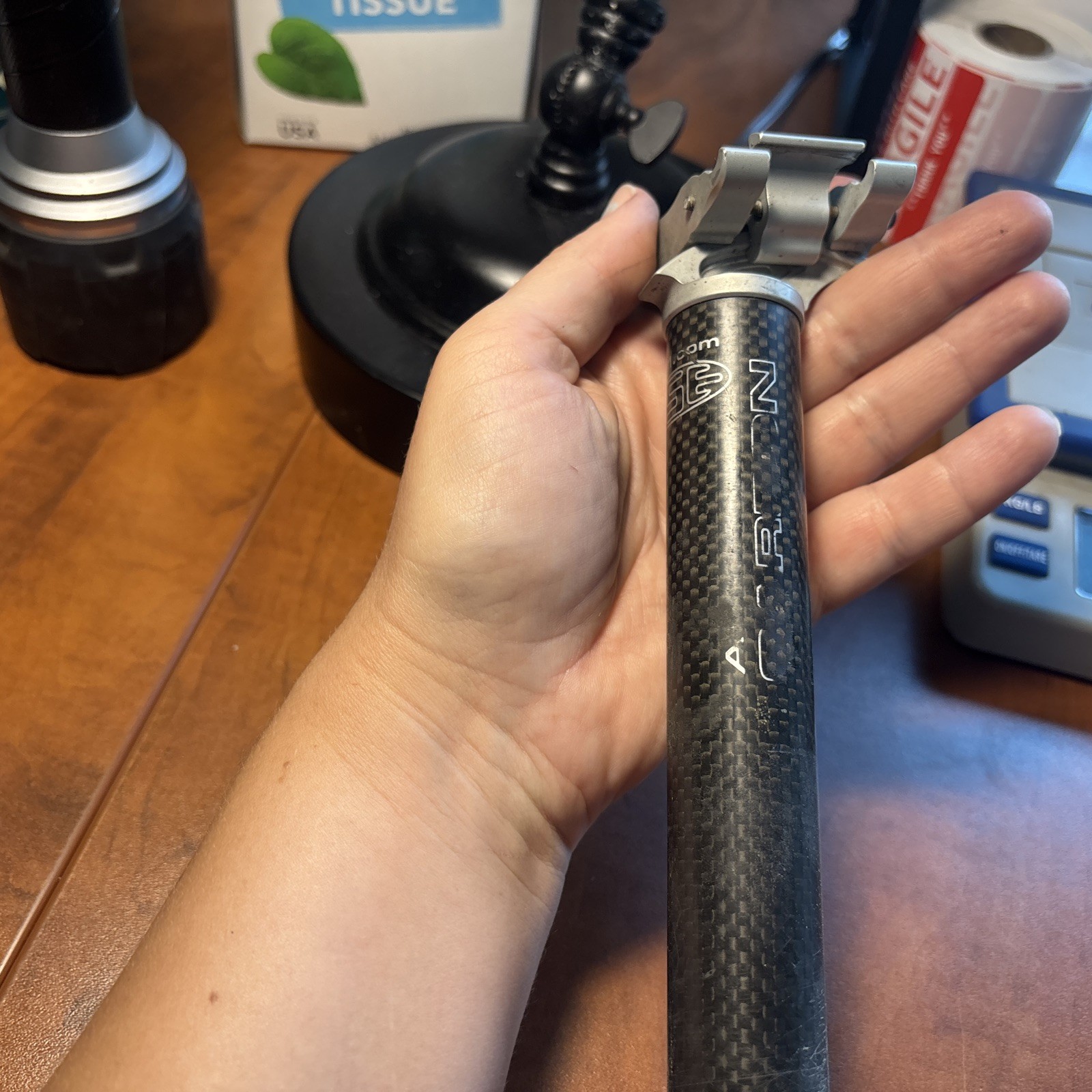 USE Alien Carbon Seatpost 27.2mm 270mm Length
