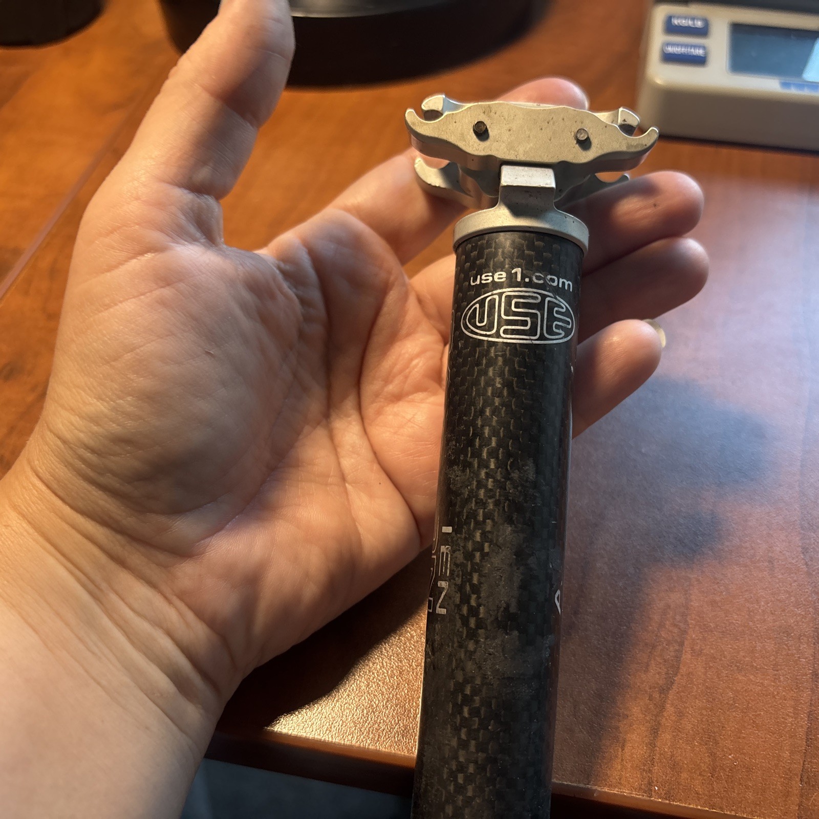 USE Alien Carbon Seatpost 27.2mm 270mm Length
