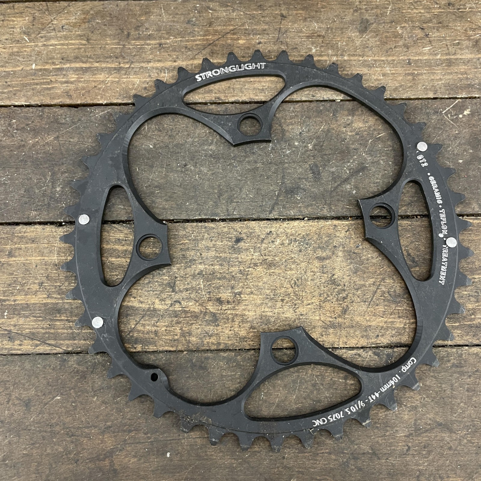 Stronglight CT2 Chainring 44T 104mm BCD 9/10 Speed 7075 CNC Ceramic Teflon 4 Arm