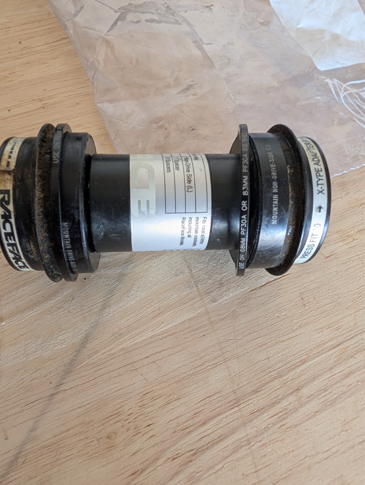 RaceFace X-Type Press Fit 30 Bottom Bracket — PF30 68/73mm — 24mm Spindle