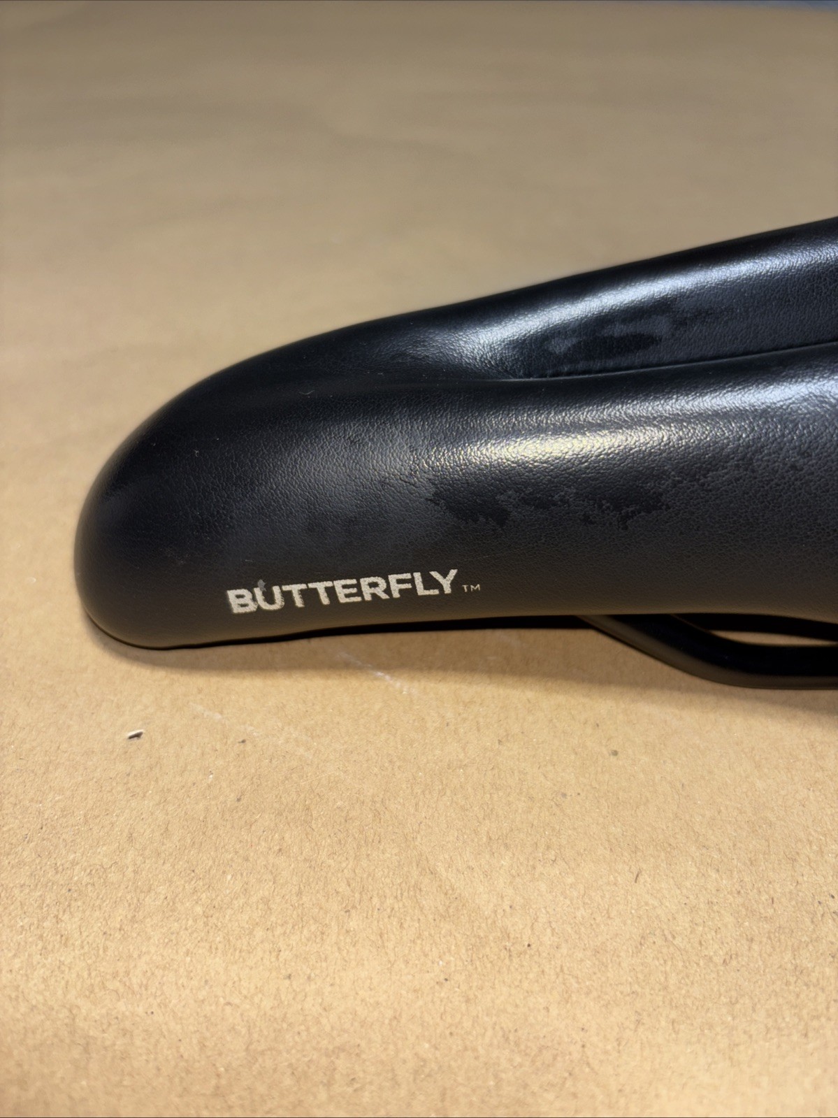 Terry Butterfly Bike Saddle Seat Center Cutaway 12.2oz 262mm Long 76mm High 155w