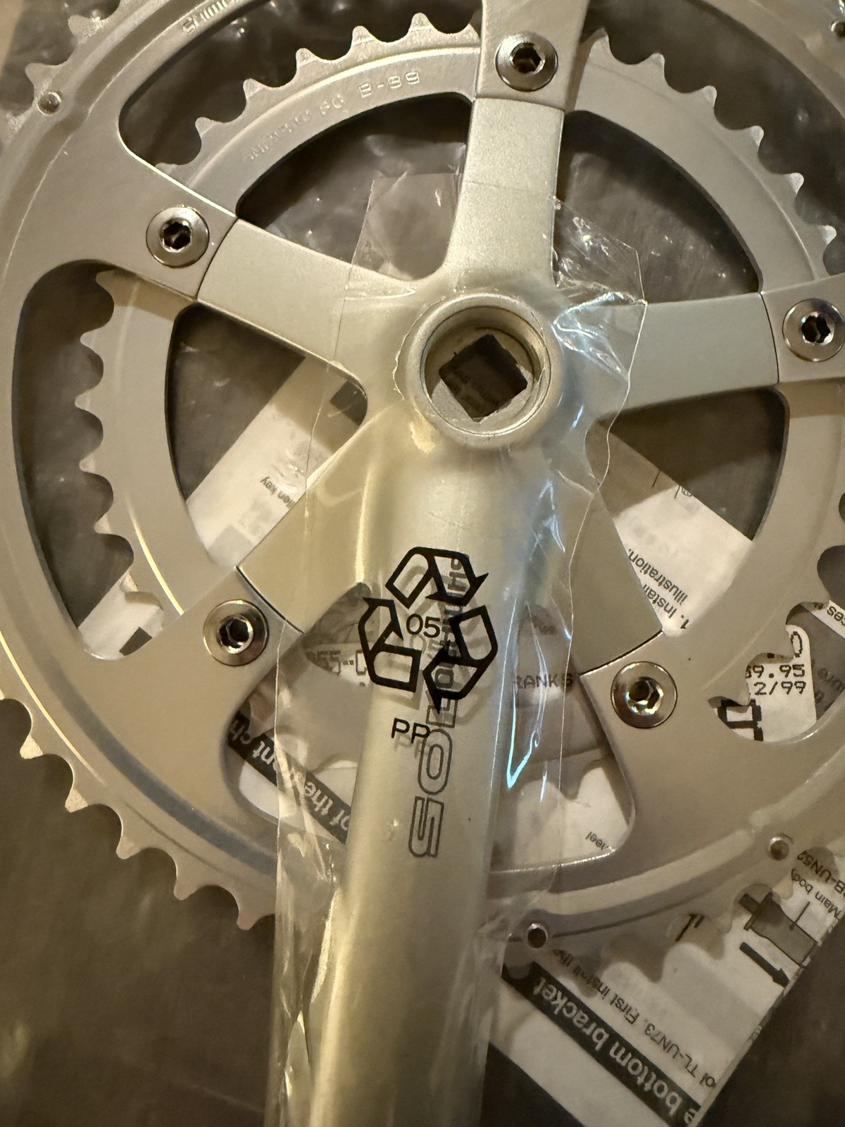 Shimano 105 FC-1506 170mm 53/39T Double Square Taper, 130mm BCD Crankset, Silver
