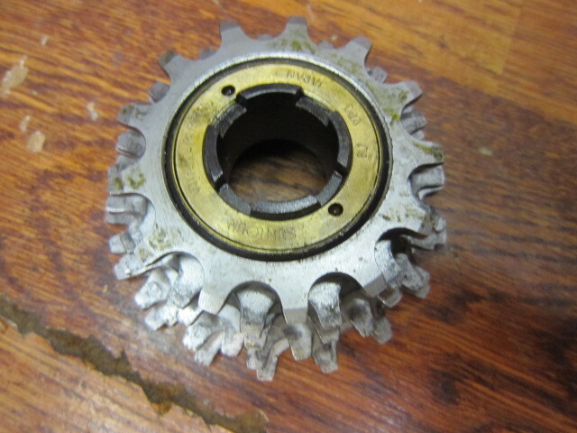 VINTAGE SUNTOUR WINNER PRO 6 SPEED ENGLISH THREADED FREE WHEEL 13-18T