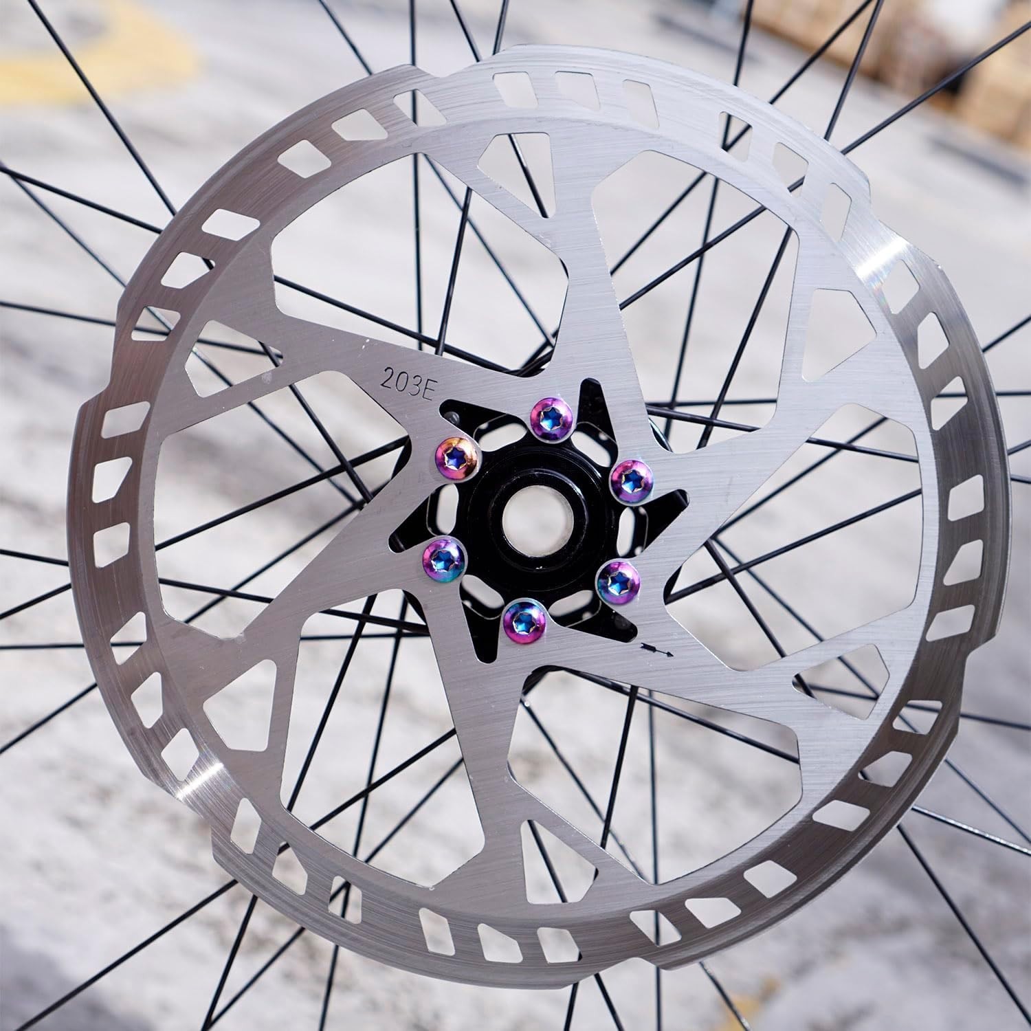 High-Performance 220mm Disc Brake Rotor with Rapid Heat Dissipation for Bicycles